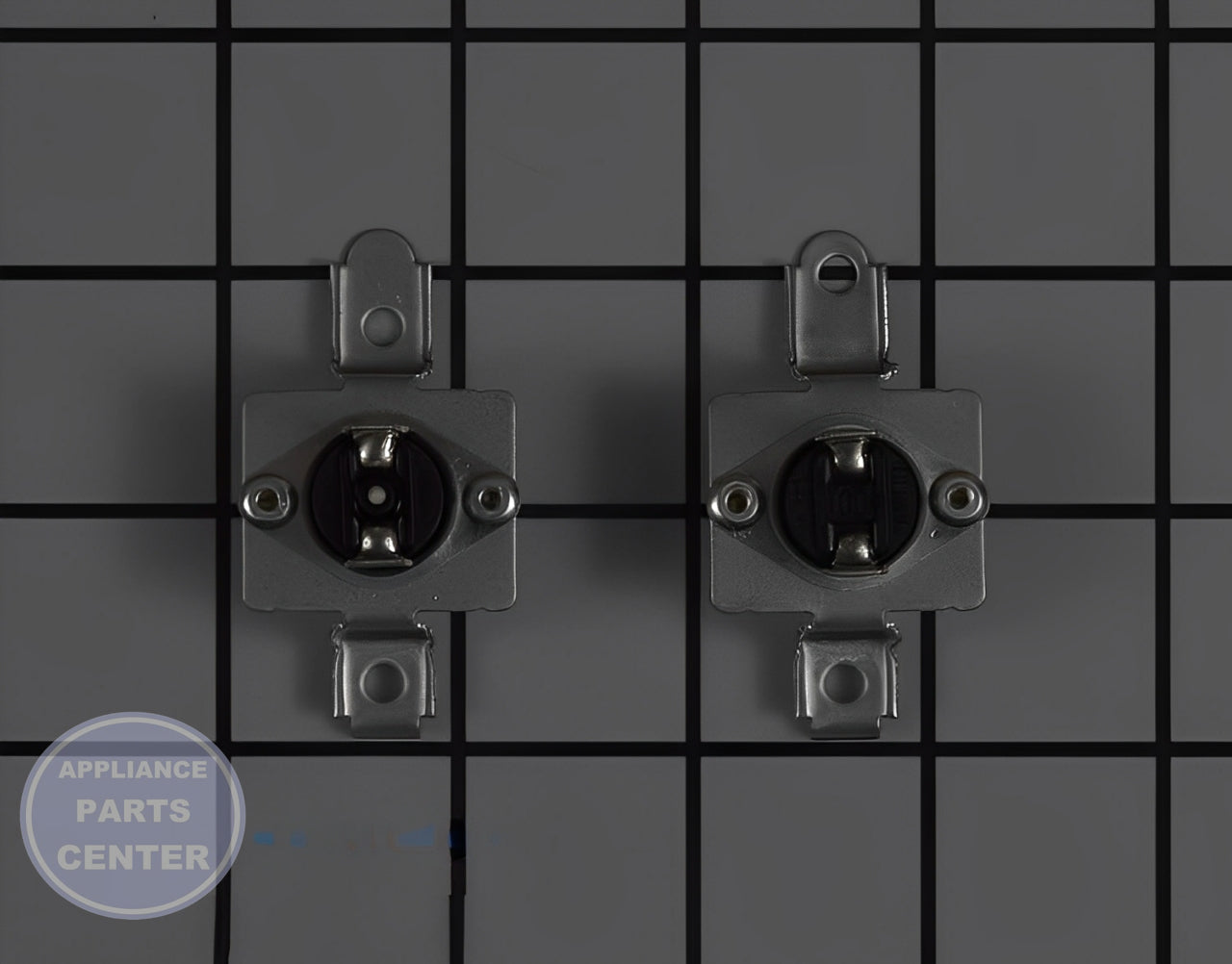 LG THERMOSTAT AND THERMISTOR KIT AGM30045804 - Detailed view of temperature sensing components
