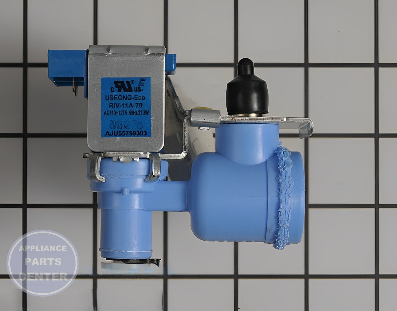 LG REFRIGERATOR WATER INLET FILL VALVE ASSEMBLY AJU55759303 - Side view with precise measurements