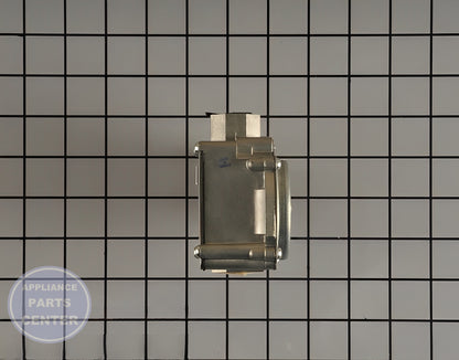 GOODMAN 24V 3.5" WC GAS VALVE - Detailed view of reliable gas flow control