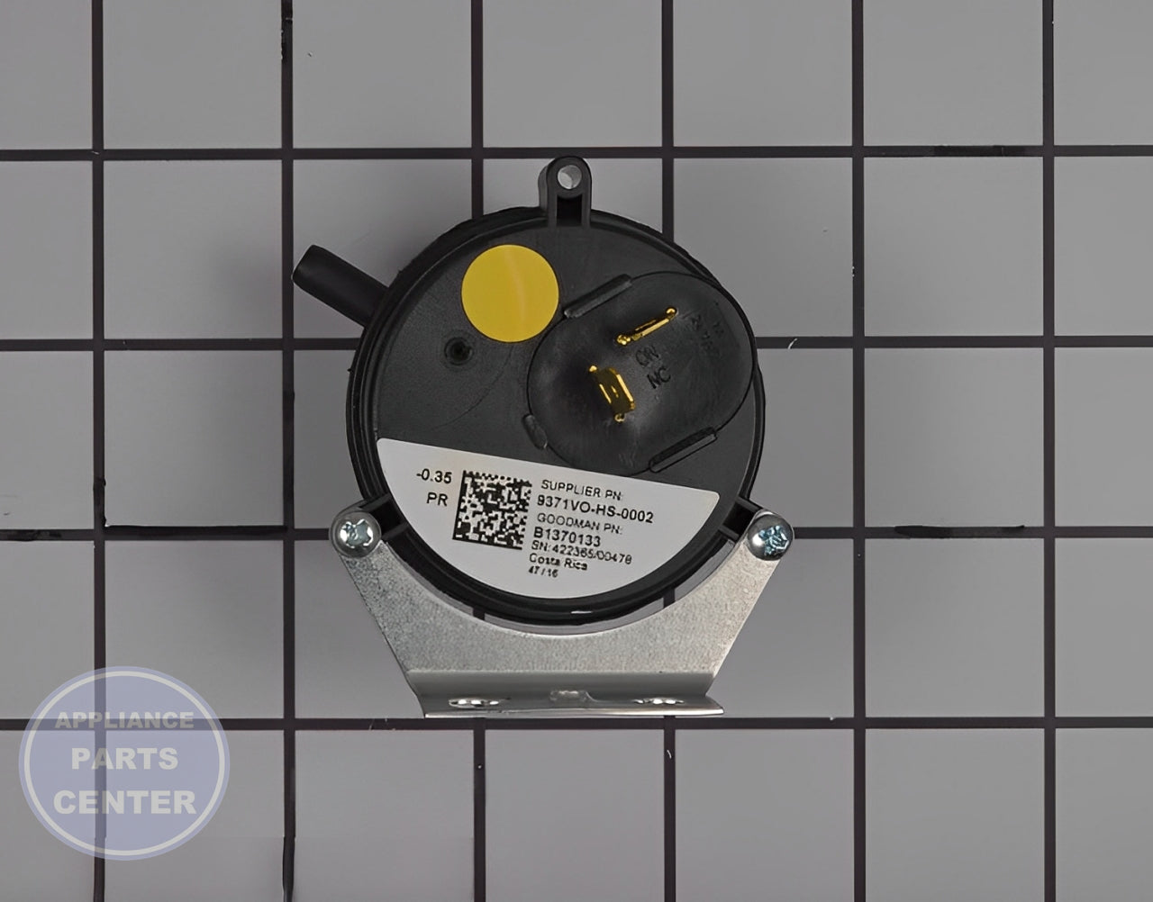 NEU Furnace PRESSURE SWITCH B1370133- Main view showing pressure control for NEU models