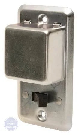 [Brand] Plug/Fuse Box Cover Unit BP-SSU - Main view showing fused switch for [specific models]