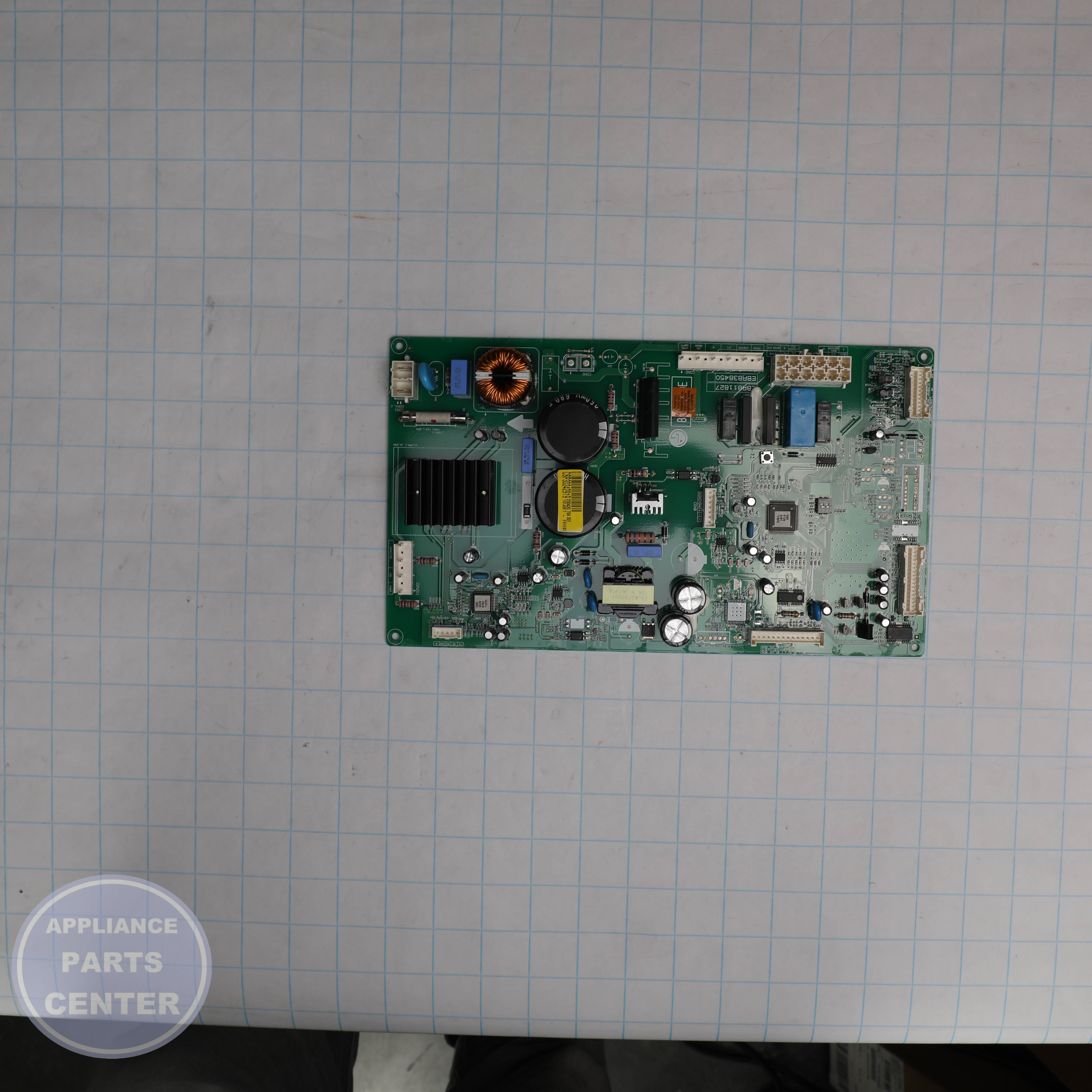 L-G SVC PCB ASSEMBLY,ONBOARDING CSP30242919 - Installation in specific L-G model showing key mounting points
