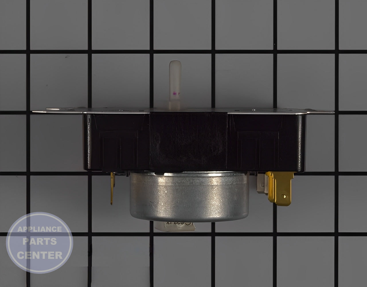 SPEED QUEEN DRYER 4-CYCLE TIMER 240V - Installation in SPQ Dryer model showing key mounting points