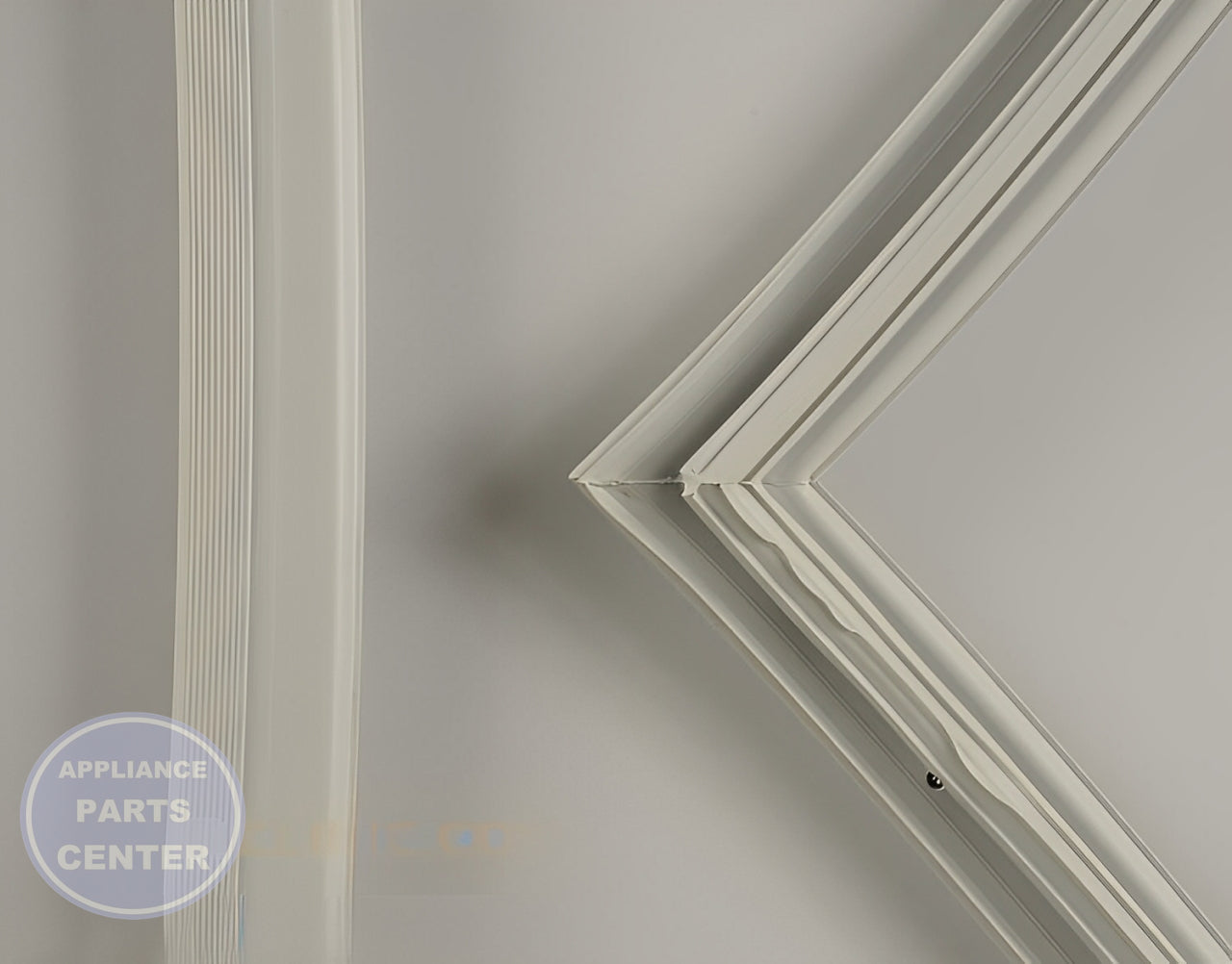 SAMSUNG REFRIGERATOR FREEZER DOOR GASKET DA63-06541D - Main view showing tight seal for SMG models