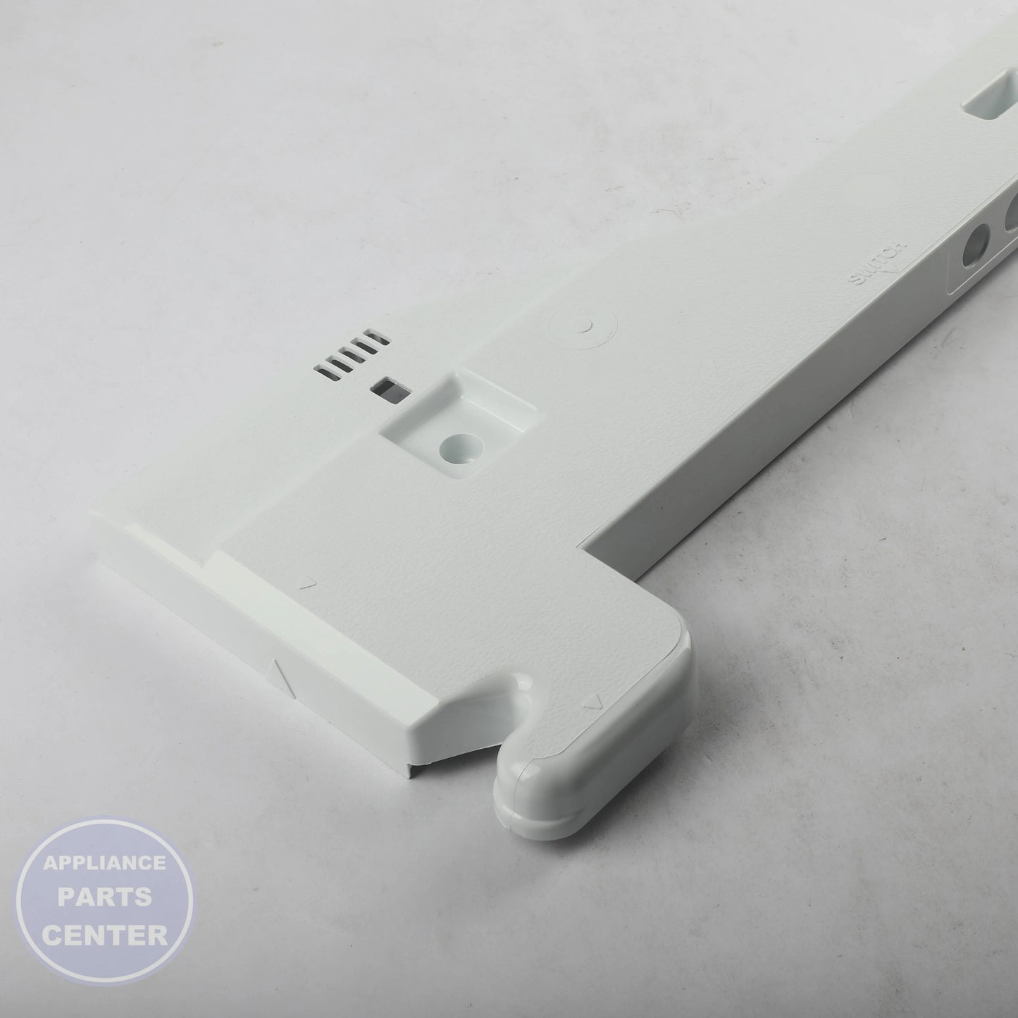 SAM TOP TABLE;NW2-FDR,ABS,T2,L812.0,SNOW WHI - Installation in SAM Refrigerator showing key mounting points