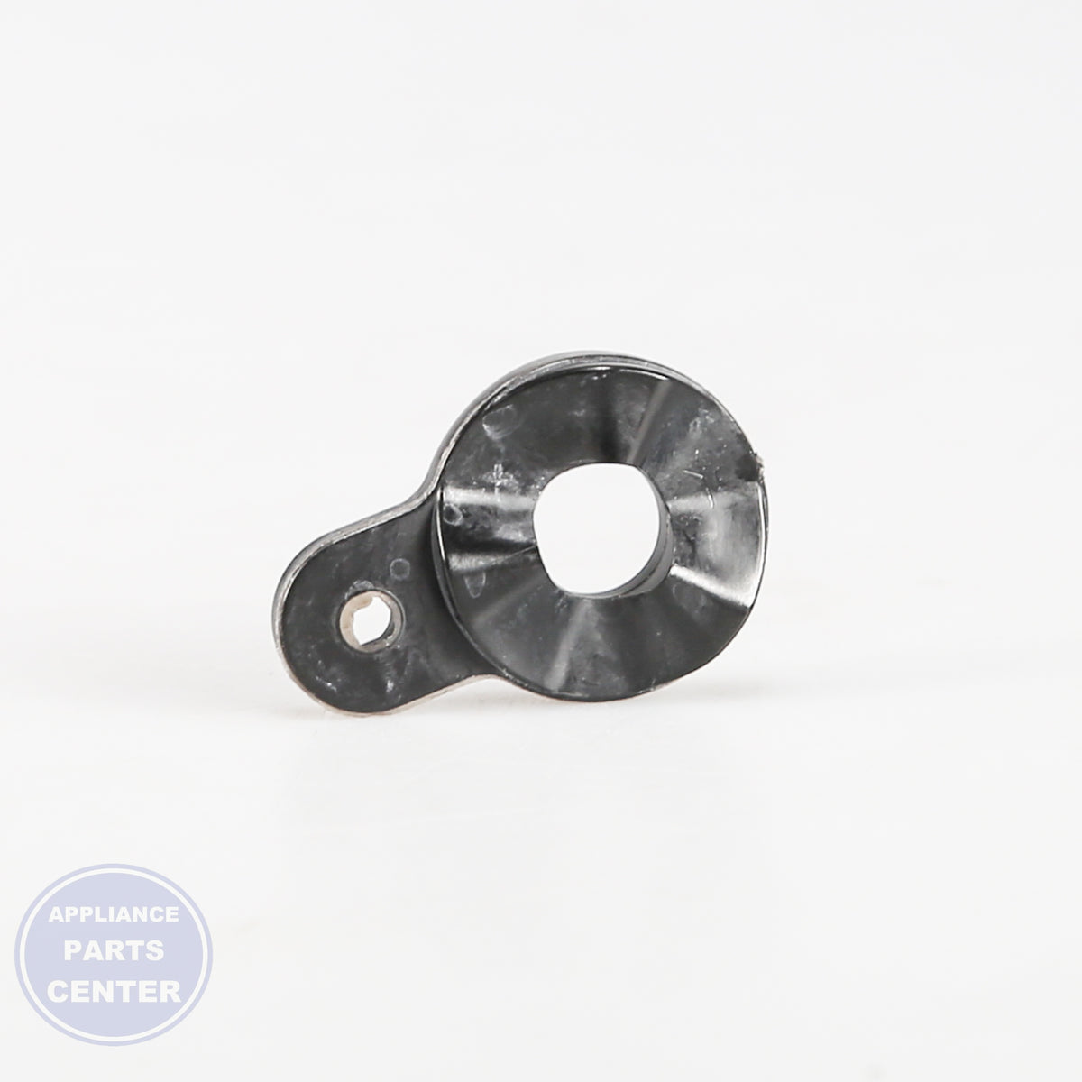 SAM CAM HINGE-RISER LOW R;GUGGENHEIM,PA66+GF DA66-00559A - Installation in specific model showing key mounting points