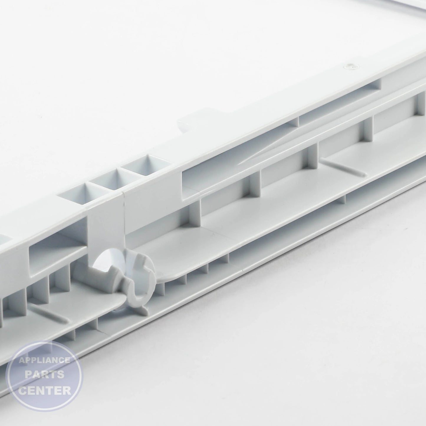 Samsung SHELF FOLDER-B DA67-03874A - Installation in Samsung models showing key mounting points