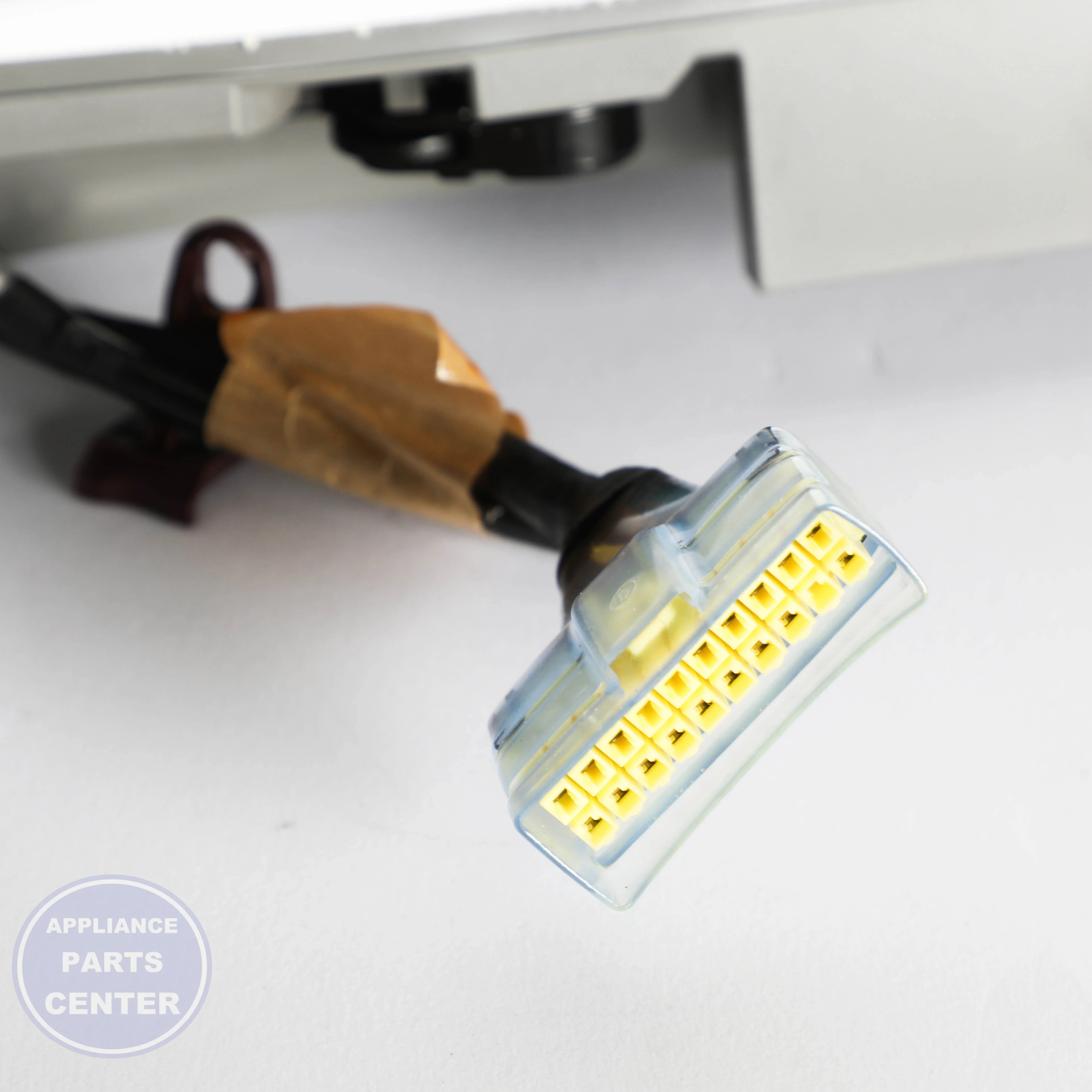 SAM A/S ASSY-PACKING DOOR REF RIGHT;RF9500M DA82-03041L - Installation in SAM RF9500M model showing key mounting points