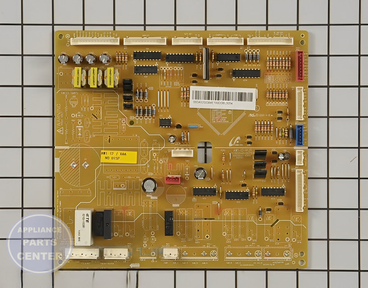 SAMSUNG REFRIGERATOR MAIN PRINTED CIRCUIT BOARD ASSEMBLY DA92-00384E - Main view showing vital components for SMG models