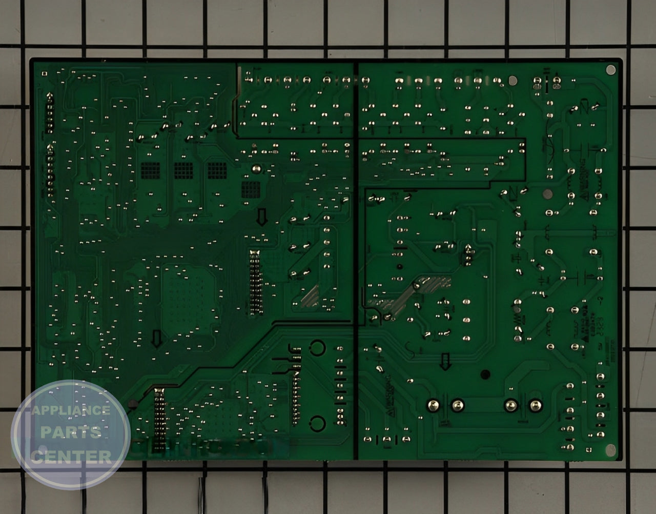 SAMSUNG REFRIGERATOR MAIN PCB ASSEMBLY DA92-01199R - Detailed view of high-quality circuit board & timer