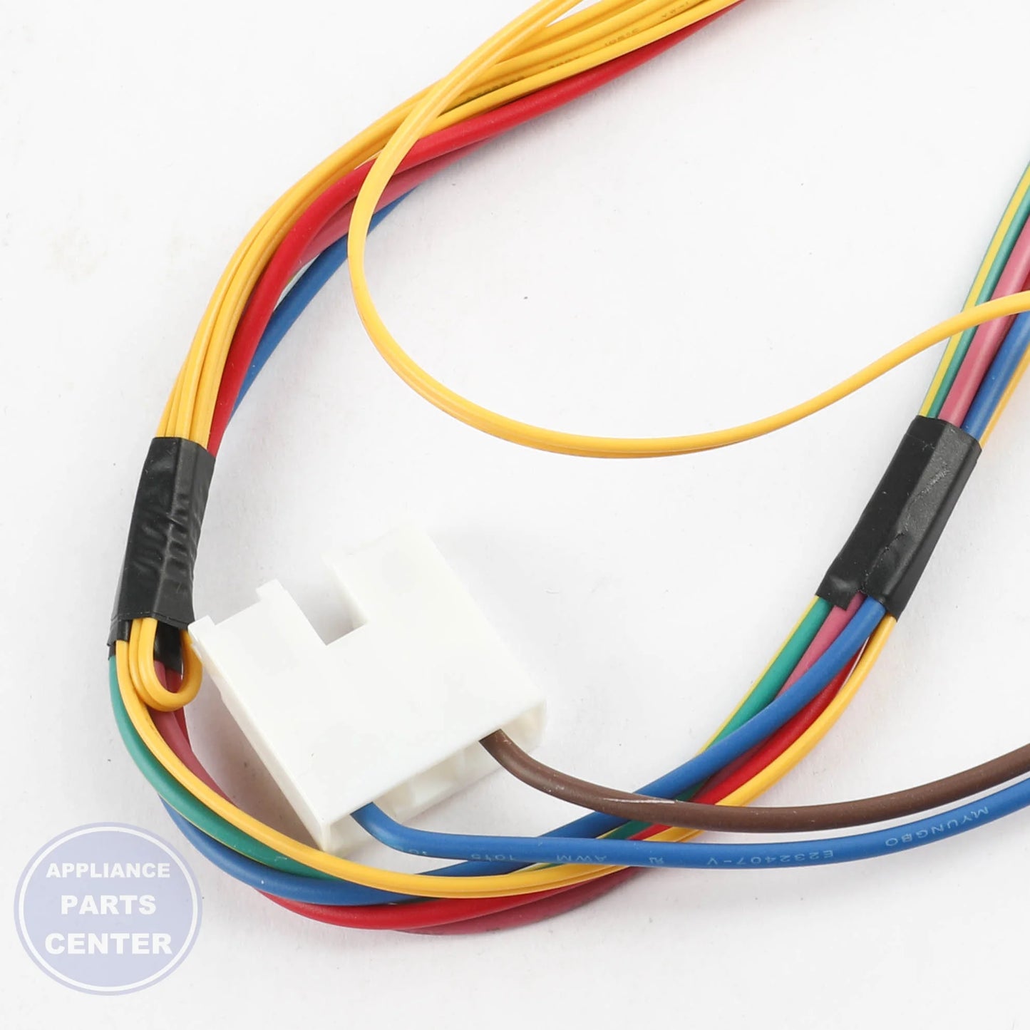SAM Refrigerator ASSY WIRE HARNESS DA96-00036W - Installation in specific model showing mounting points