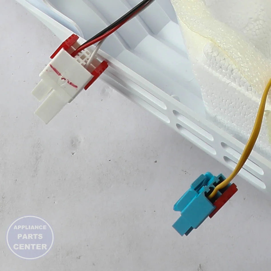 SAM ASSY COVER-EVAP REF;AW-TRANSFORM,1 COLOR DA97-06197Q - Installation in SAM model showing mounting points