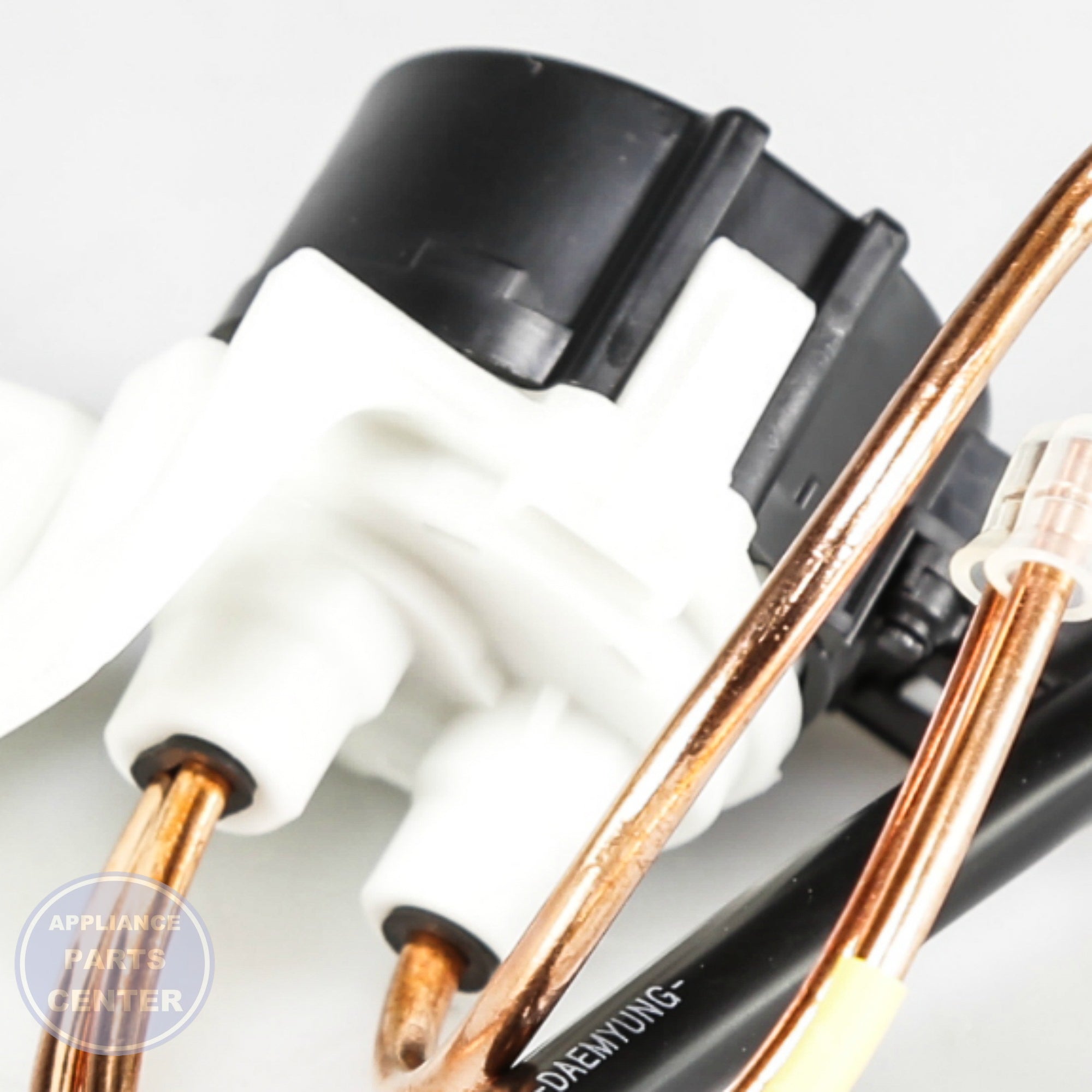 SAM VALVE STEP;DC12V,MODULE,140MM,2WAY,RIGHT DA97-07070A - Installation in SAM model X showing key mounting points