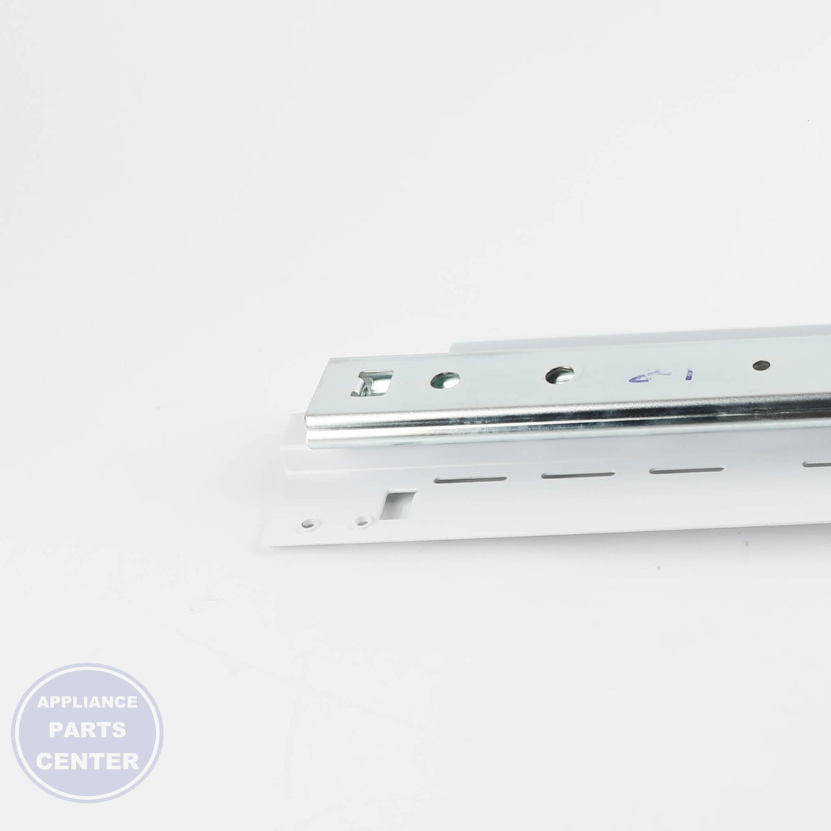 ASSY RAIL SLIDE-LOW RIGHT DA97-10595E - Detailed view of durable construction