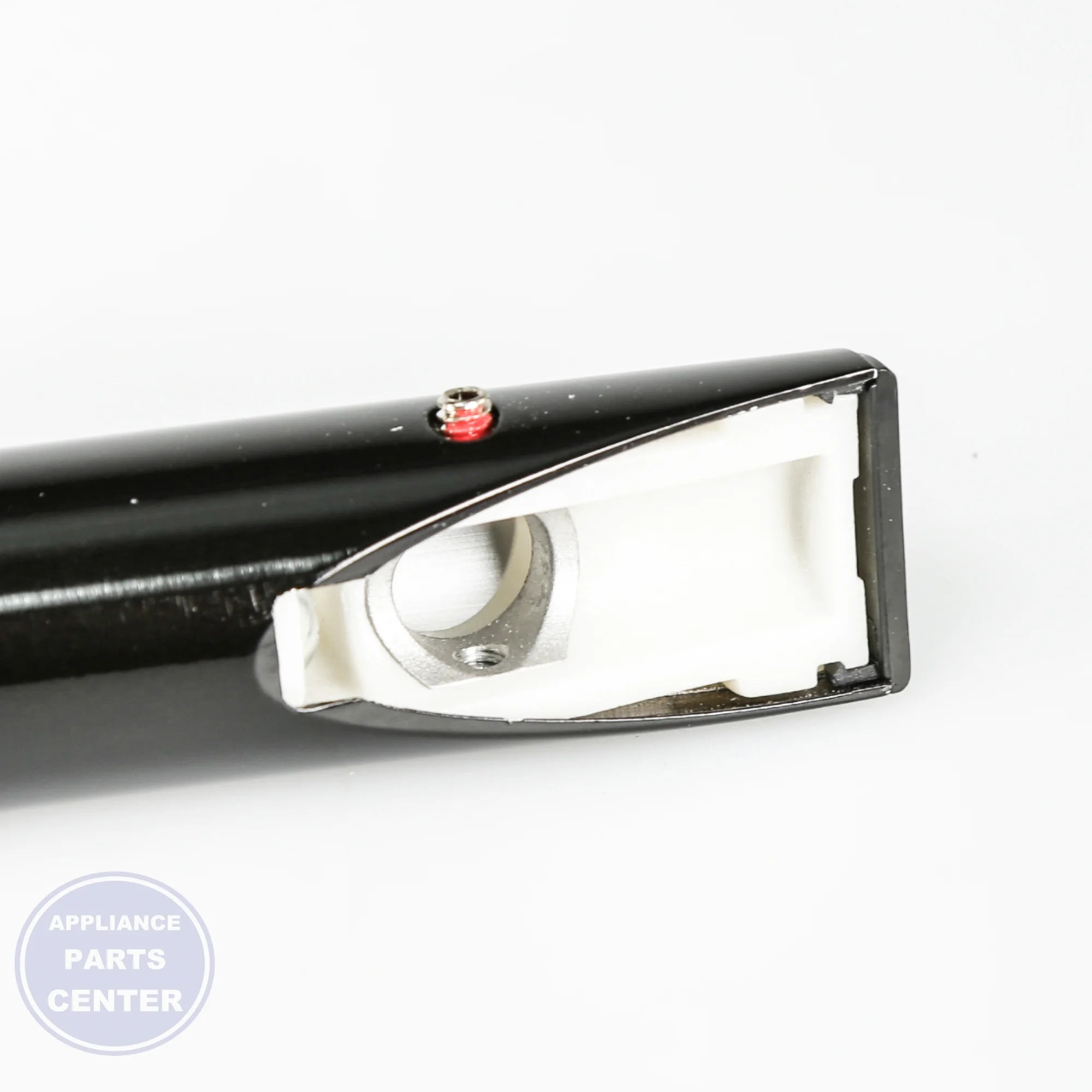 SAM ASSY HANDLE BAR-REF;NW2,AL(A6063),MATURE - Installation in SAM model showing secure mounting points