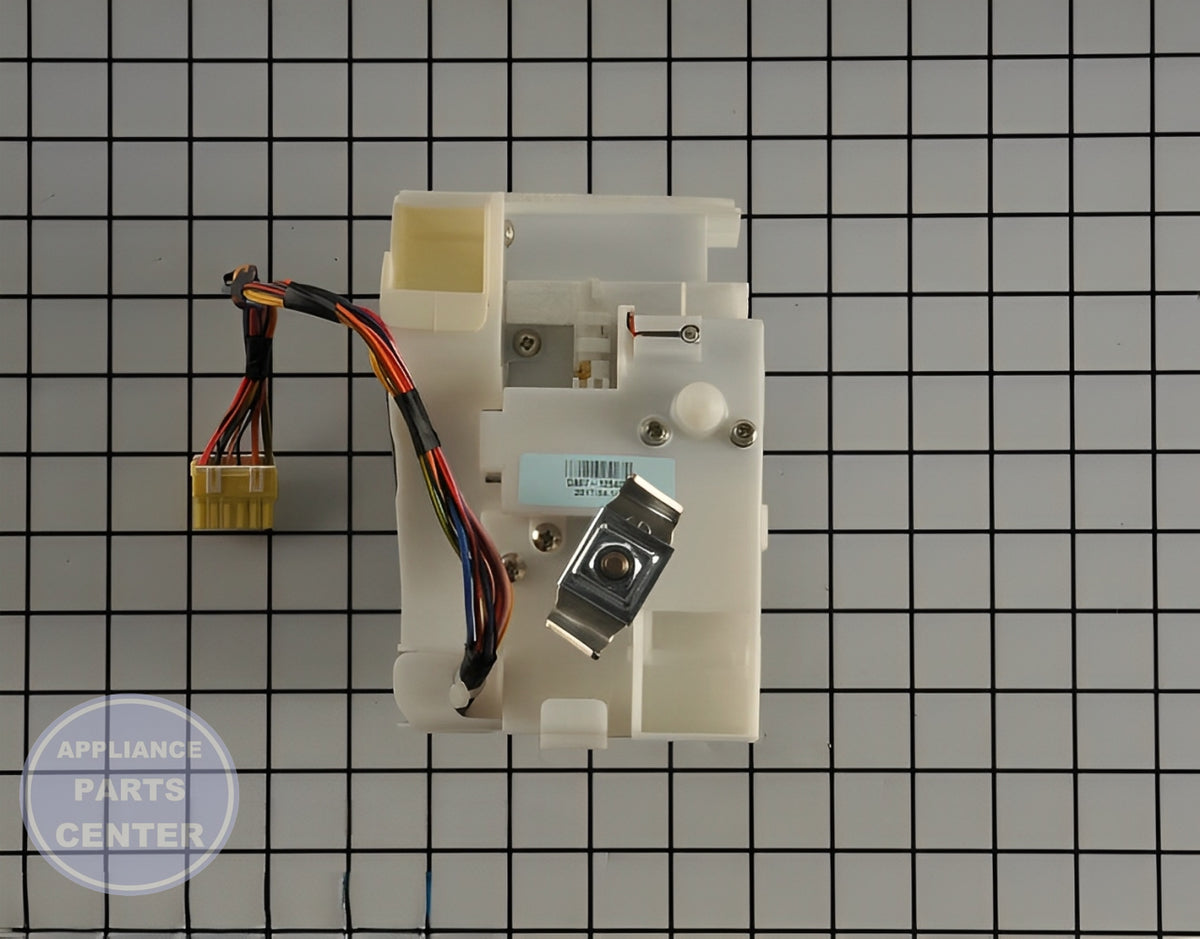 SAMSUNG REFRIGERATOR ICE MAKER AUGER MOTOR CASE ASSEMBLY DA97-12540G - Side view with efficient motor specs