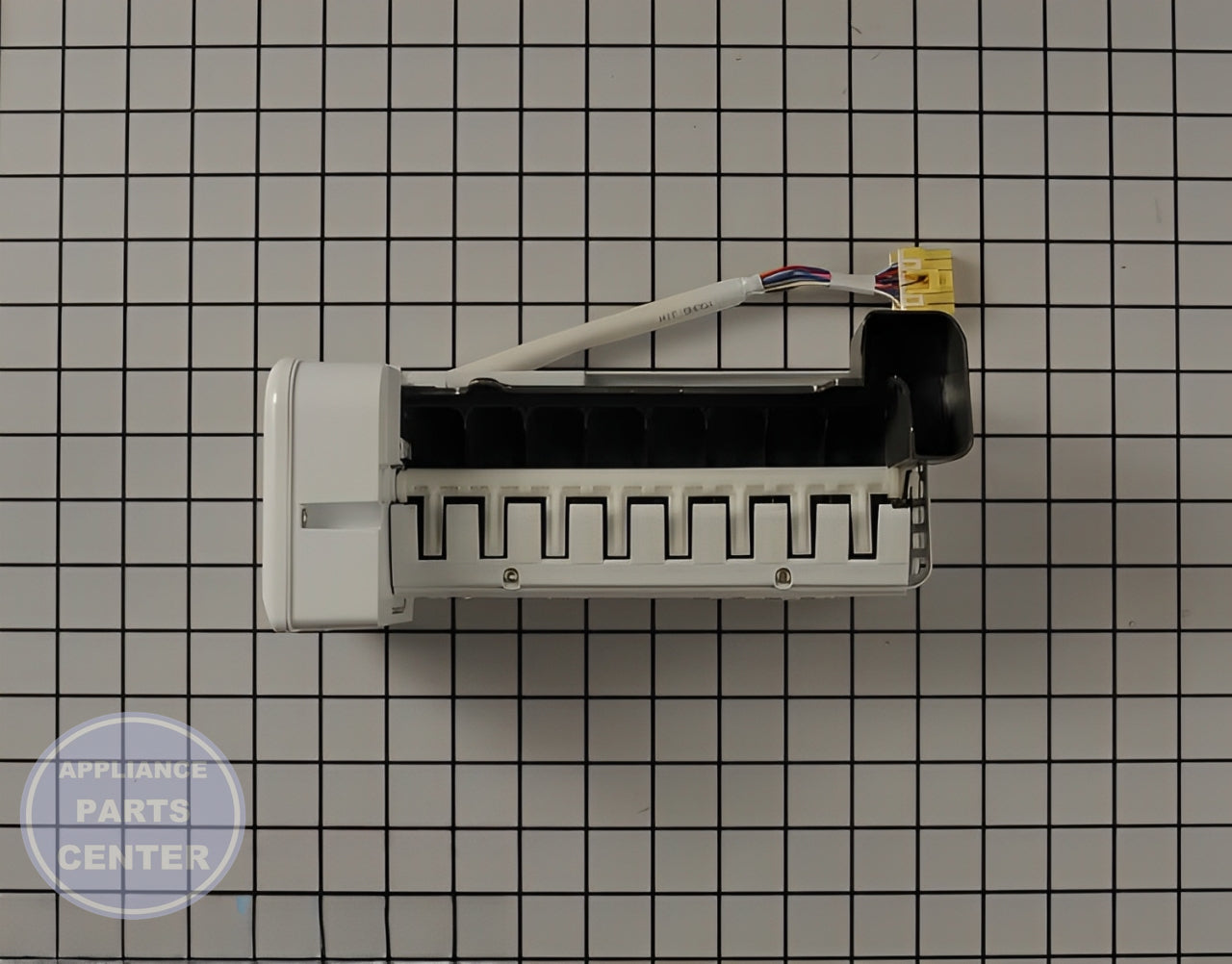 Samsung Refrigerator Ice Maker Assembly DA97-13415B - Main view showing efficient ice production for specific models