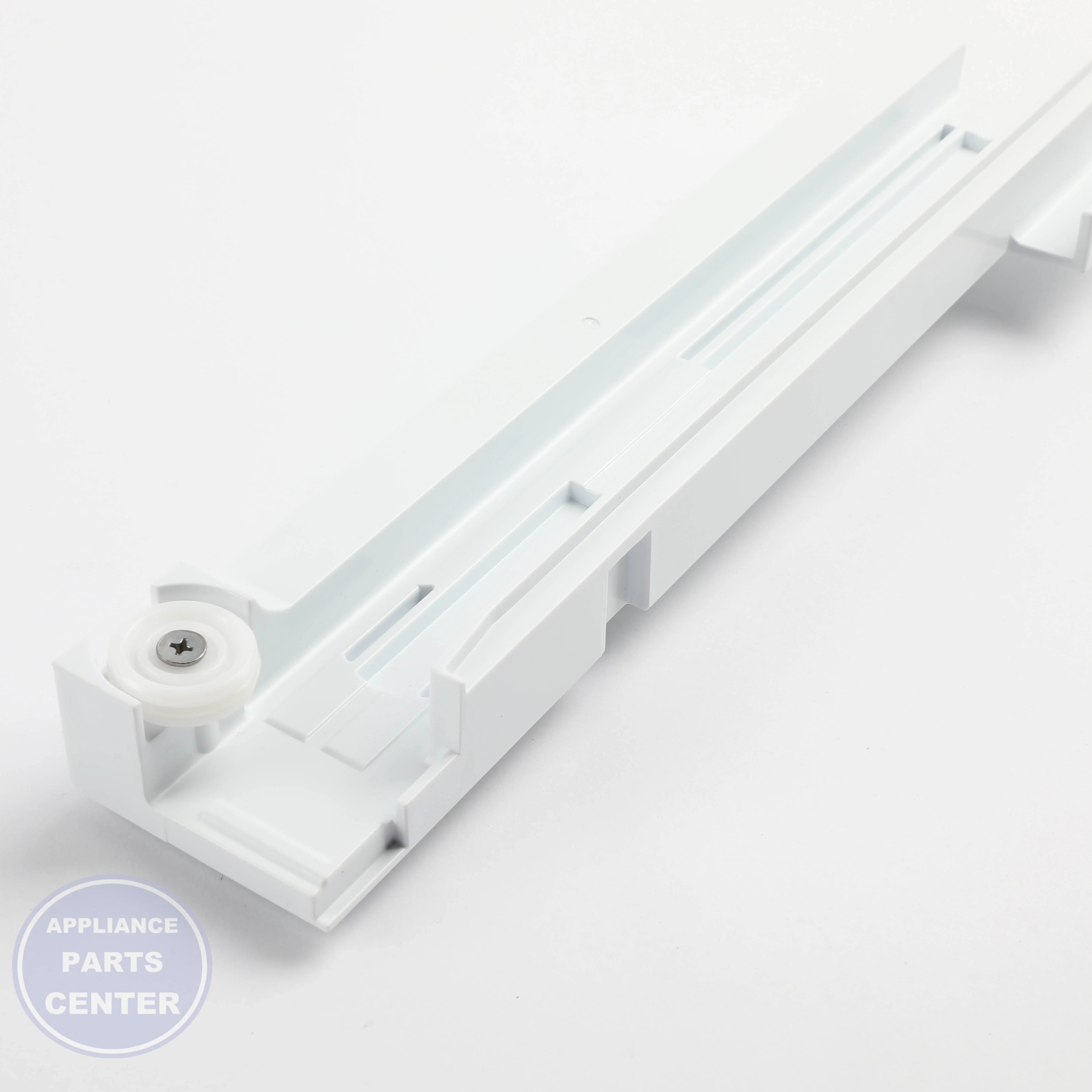 SAM ASSY RAIL-RIGHT;AW4-CD,VEG - Installation in AW4-CD showing perfect fit