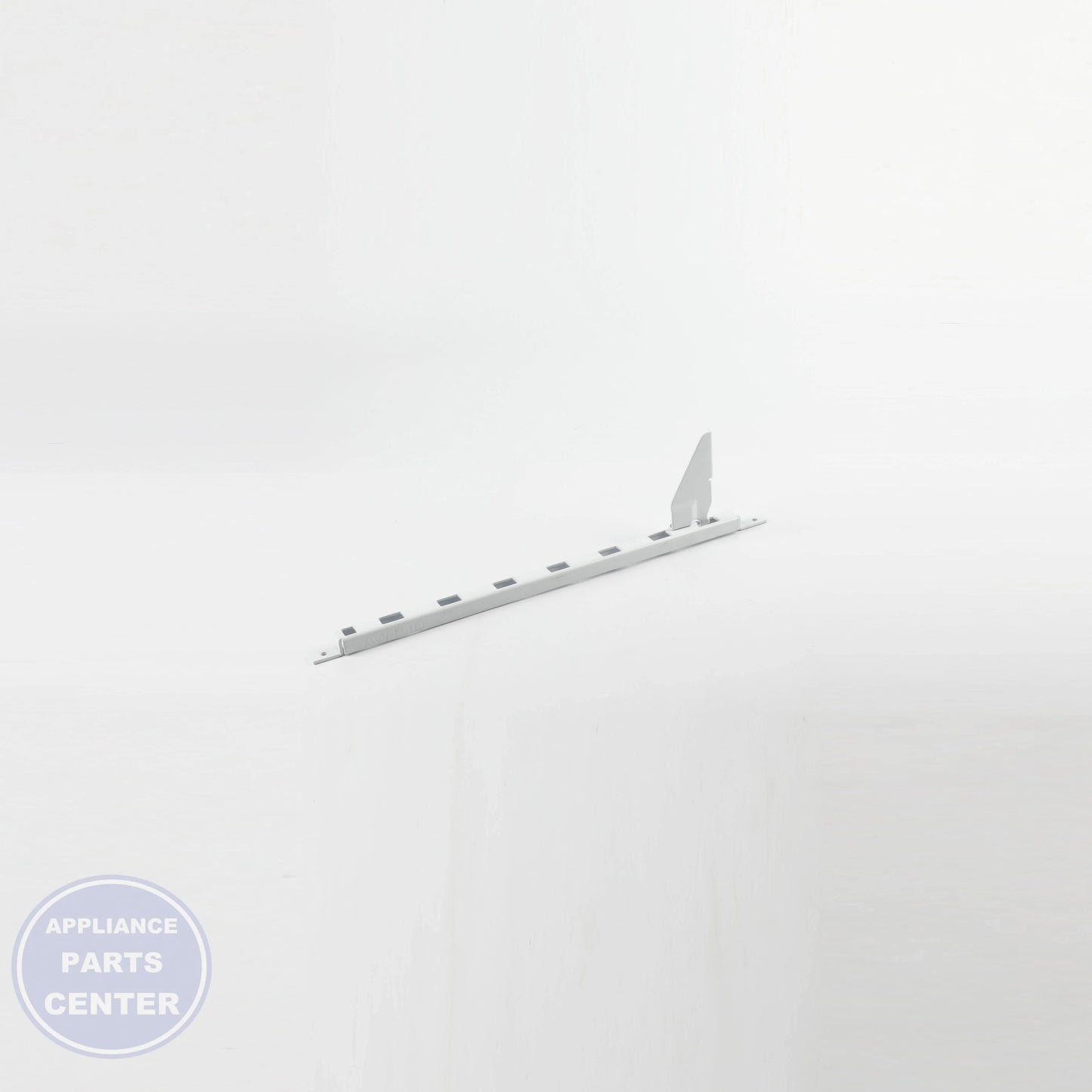 ASSY ANGLE SHELF-REF MIDDLE;OPUS1-14 DA97-13844B - Side view with sturdy construction