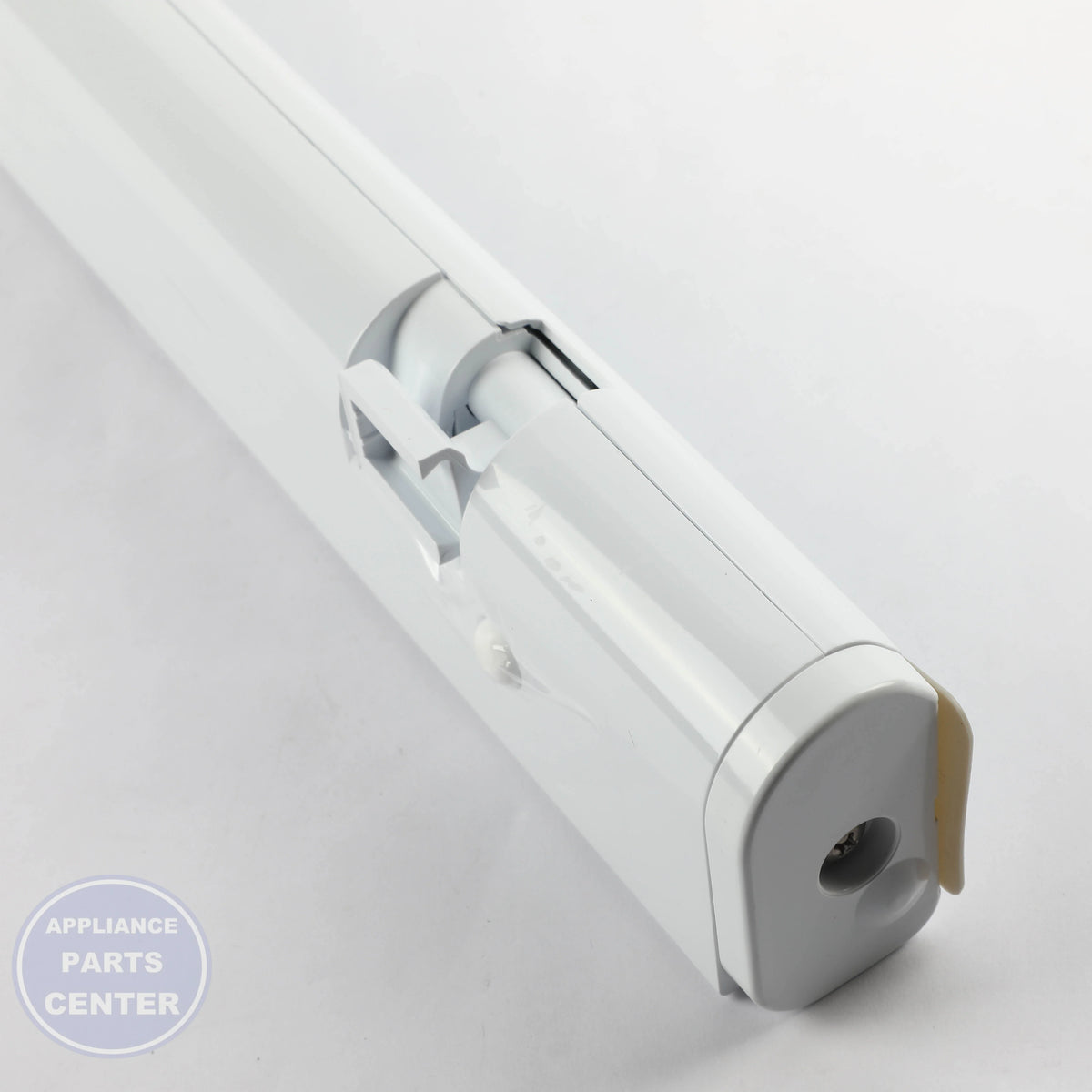 SAM Refrigerator ASSY FRENCH;RF9000JC,THAI SILVER, 110V - Installation in specific model showing key mounting points