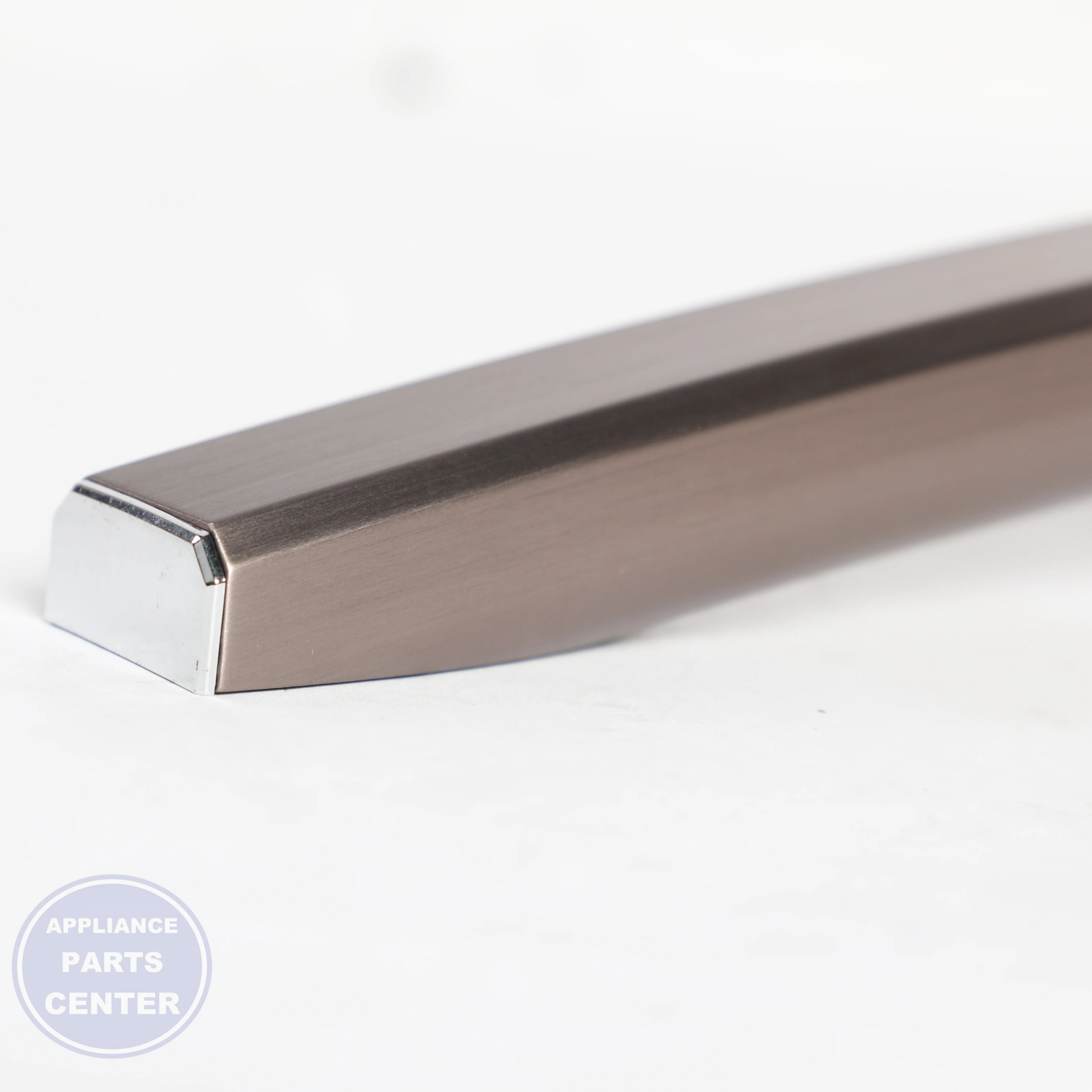 Samsung ASSY HANDLE-REF LEFT;AW F/L,TUSCAN STS DA97-20021C - Main view showing sleek design for specific models
