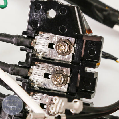 SAM Dryer ASSY WIRE HARNESS-MAIN;DRYER-L,DV52J8060 - Installation in DV52J8060 model showing mounting points