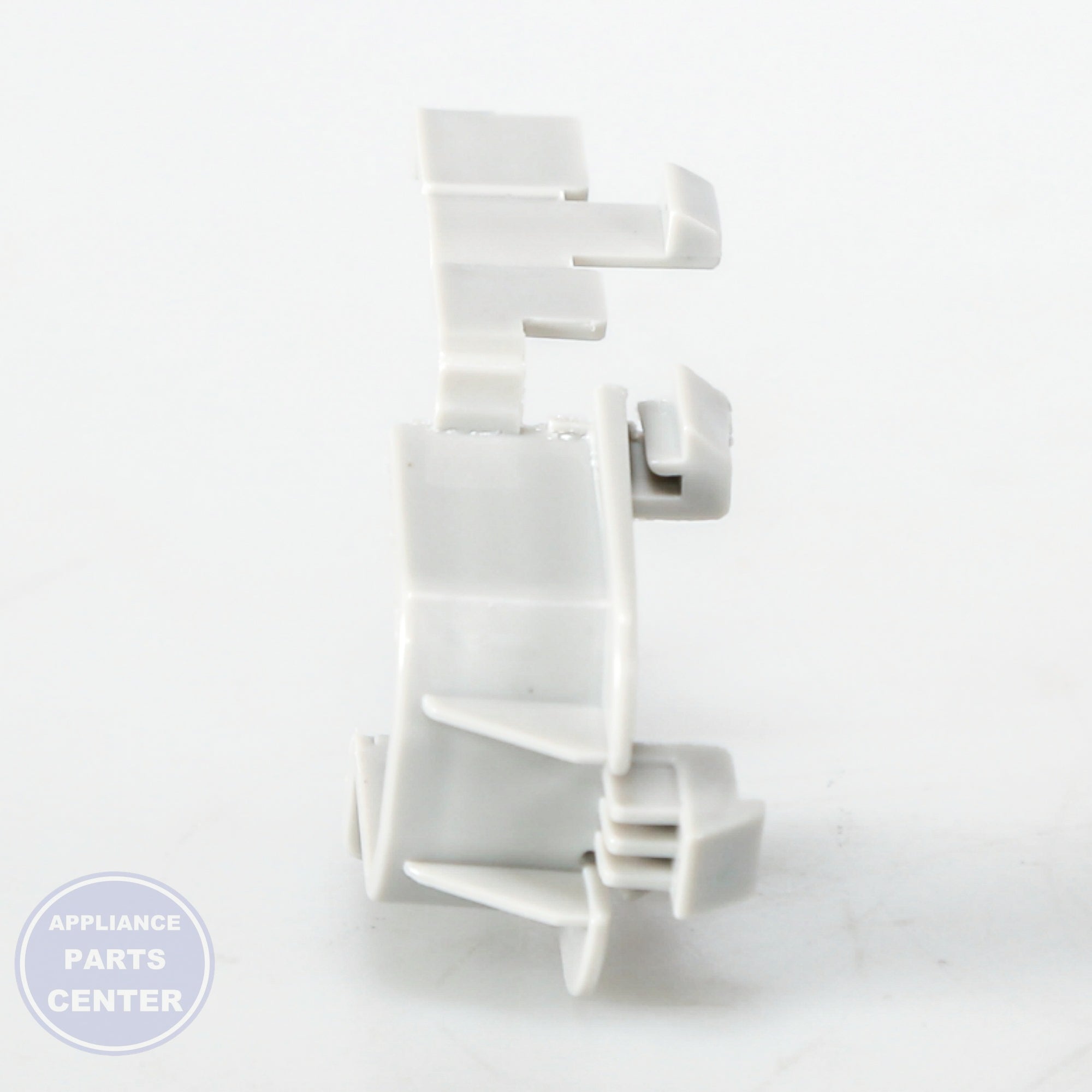 Samsung SVC-HOLDER-HOSE DRAIN DD61-00230A - Installation in DMR78 model showing key mounting points