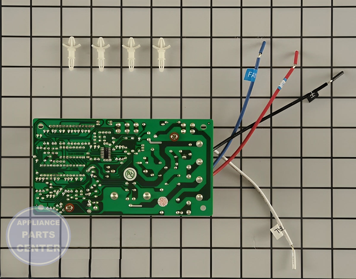 SAMSUNG CONTROL BOARD ASSEMBLY DE81-07744A - Detailed view of circuit board