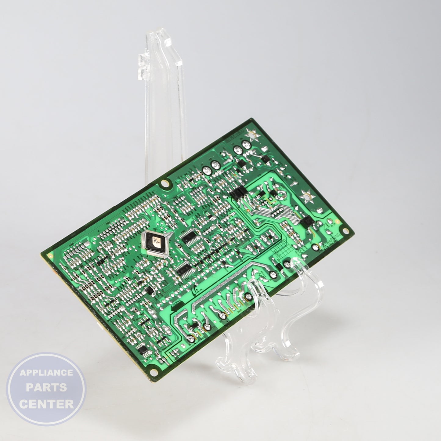 Samsung ASSY PCB MAIN;ME20H705MSS/AA,ME7000HA_2. - Installation in ME20H705MSS/AA showing mounting points