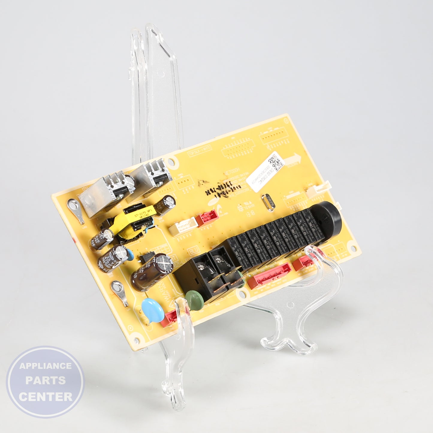 Samsung ASSY PCB MAIN;ME20H705MSS/AA,ME7000HA_2. - Installation in ME20H705MSS/AA showing mounting points