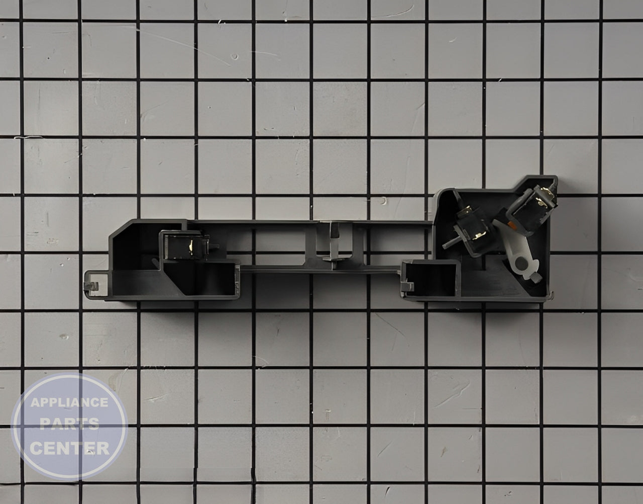SAMSUNG MICROWAVE BODY LATCH ASSEMBLY DE96-00414D - Main view showing secure closure for specific models