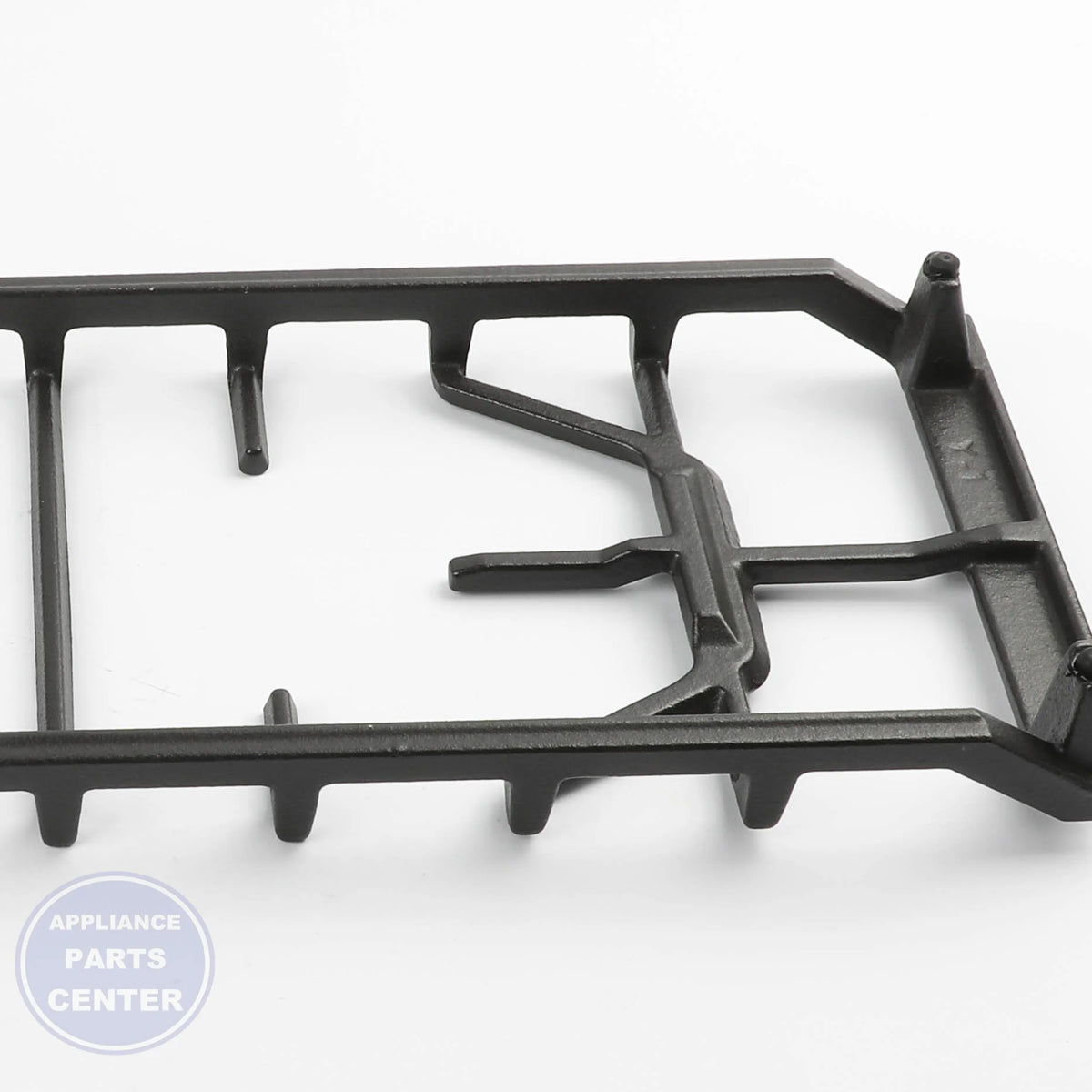 SAM ASSY GRATE CENTER;NX60T5***,CAST IRON,BL - Installation in SAM model, showcasing easy mounting points