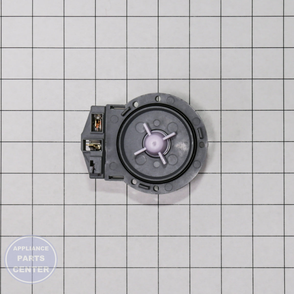 L-G MOTOR ASSEMBLY,AC,PUMP EAU61383506 - Installation in 4681EA2001K showing key mounting points