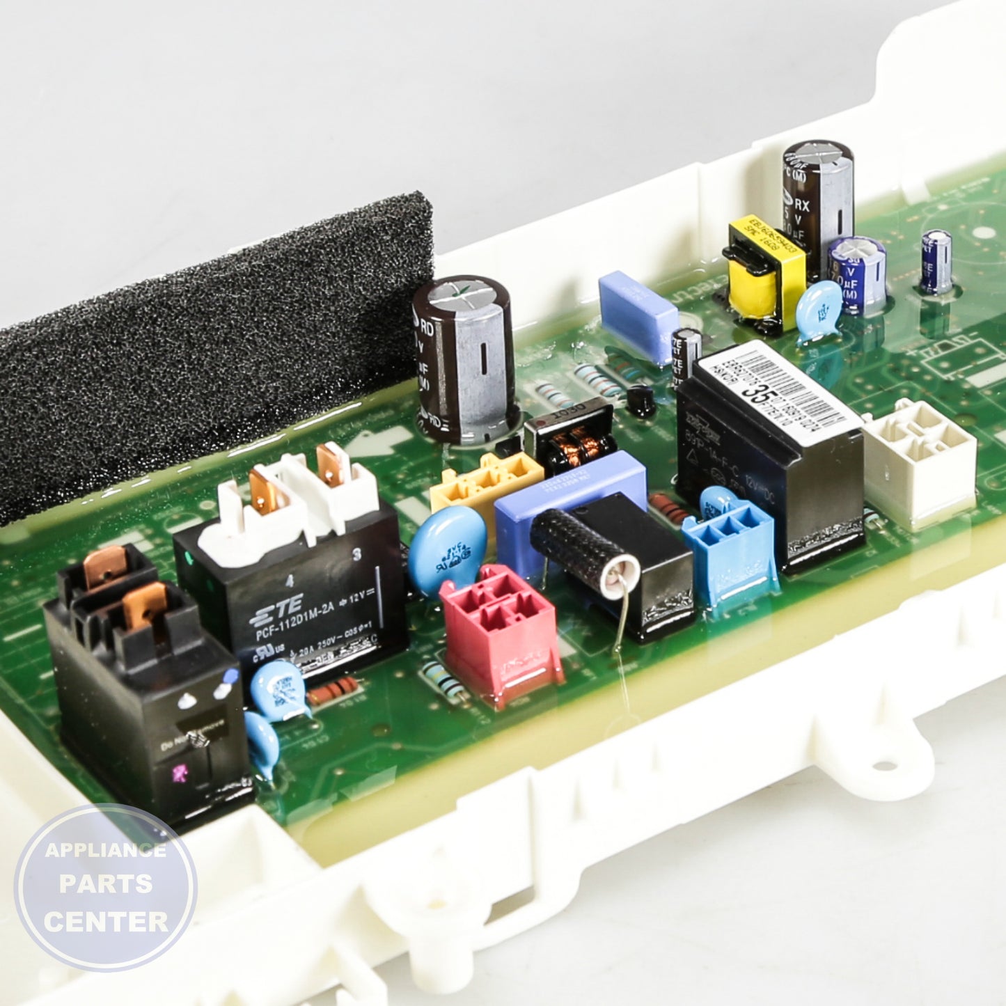 PCB Assembly,Main EBR62707635 - Detailed view of electronic specifications