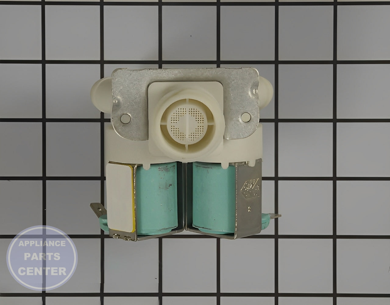 [Brand] Water Inlet Valve F381728P - Detailed view of valve & float design