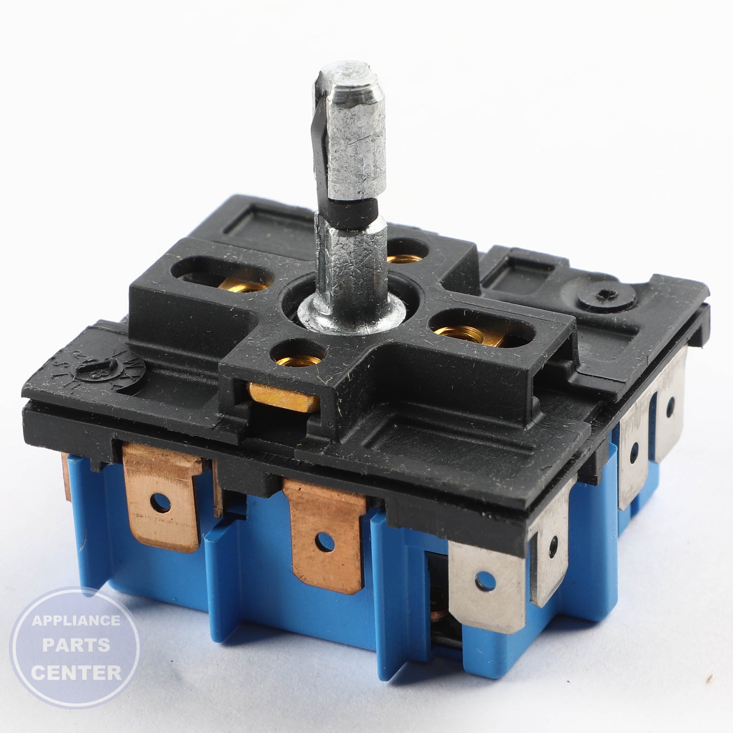 G50013539 - Detailed view of the dual inf short stem 3/4 part