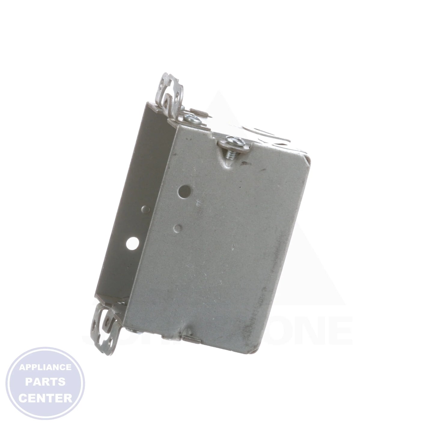 Electrical Outlet Box G600-R - Detailed view of safe 20A circuits support