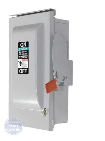 [Brand] GNF322RA - Main view showing outdoor durability for various models