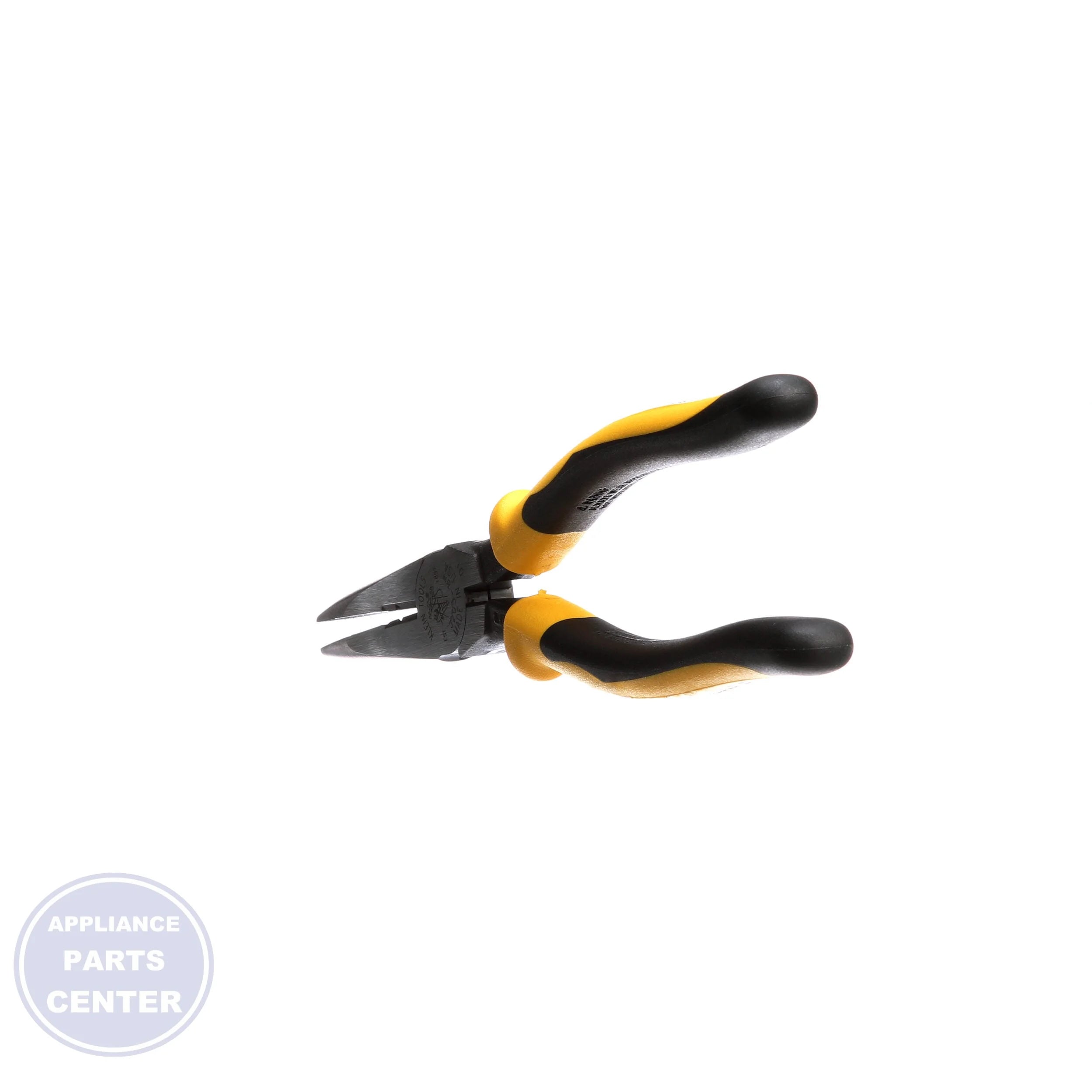 Long Nose Pliers J203-8N - Detailed view of induction-hardened cutting knives