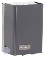 Honeywell Aquastat® Relay L8148A1017 - Main view showing line voltage control for L40-764 series