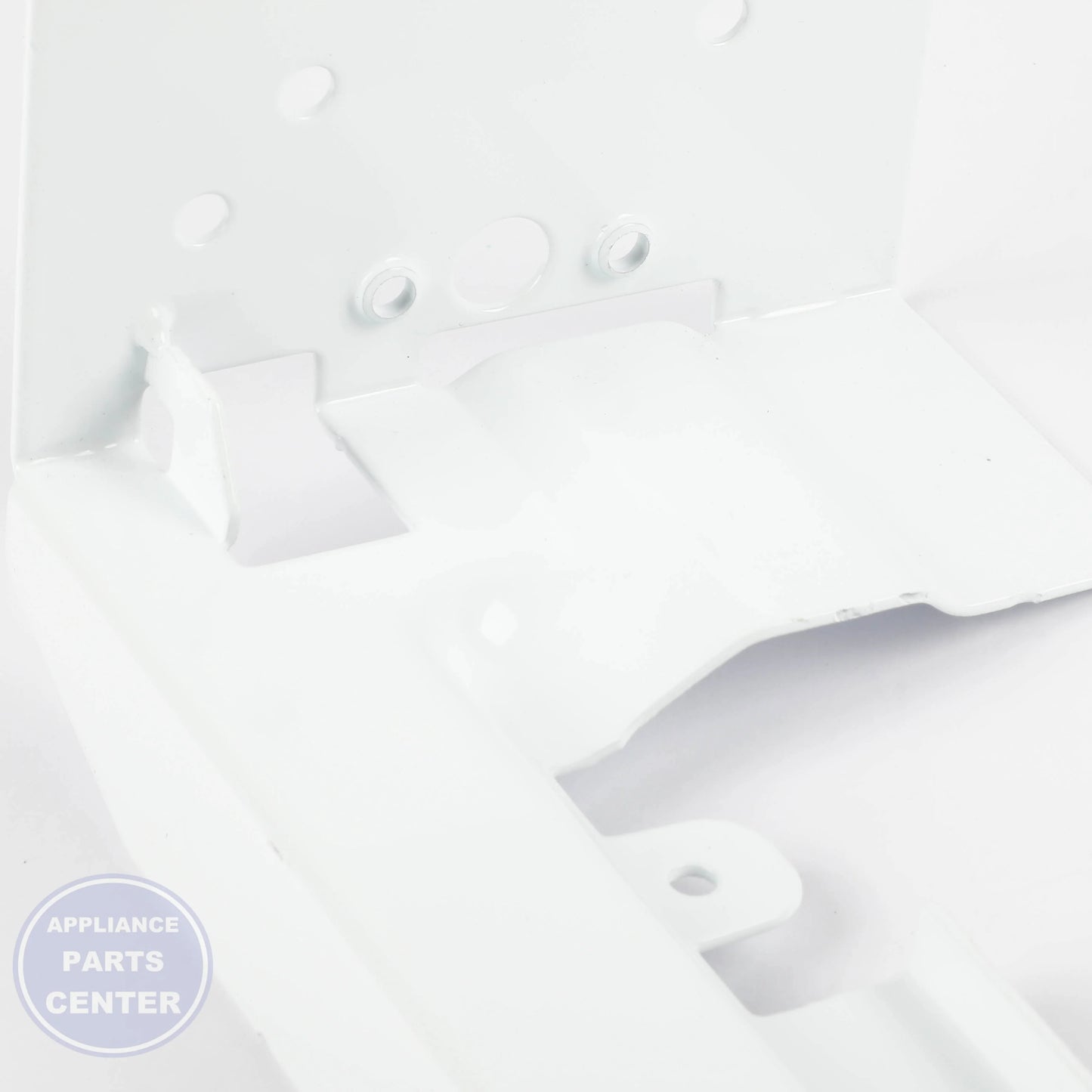 Connector Rail MCD62287501 - Detailed view of precise fitting