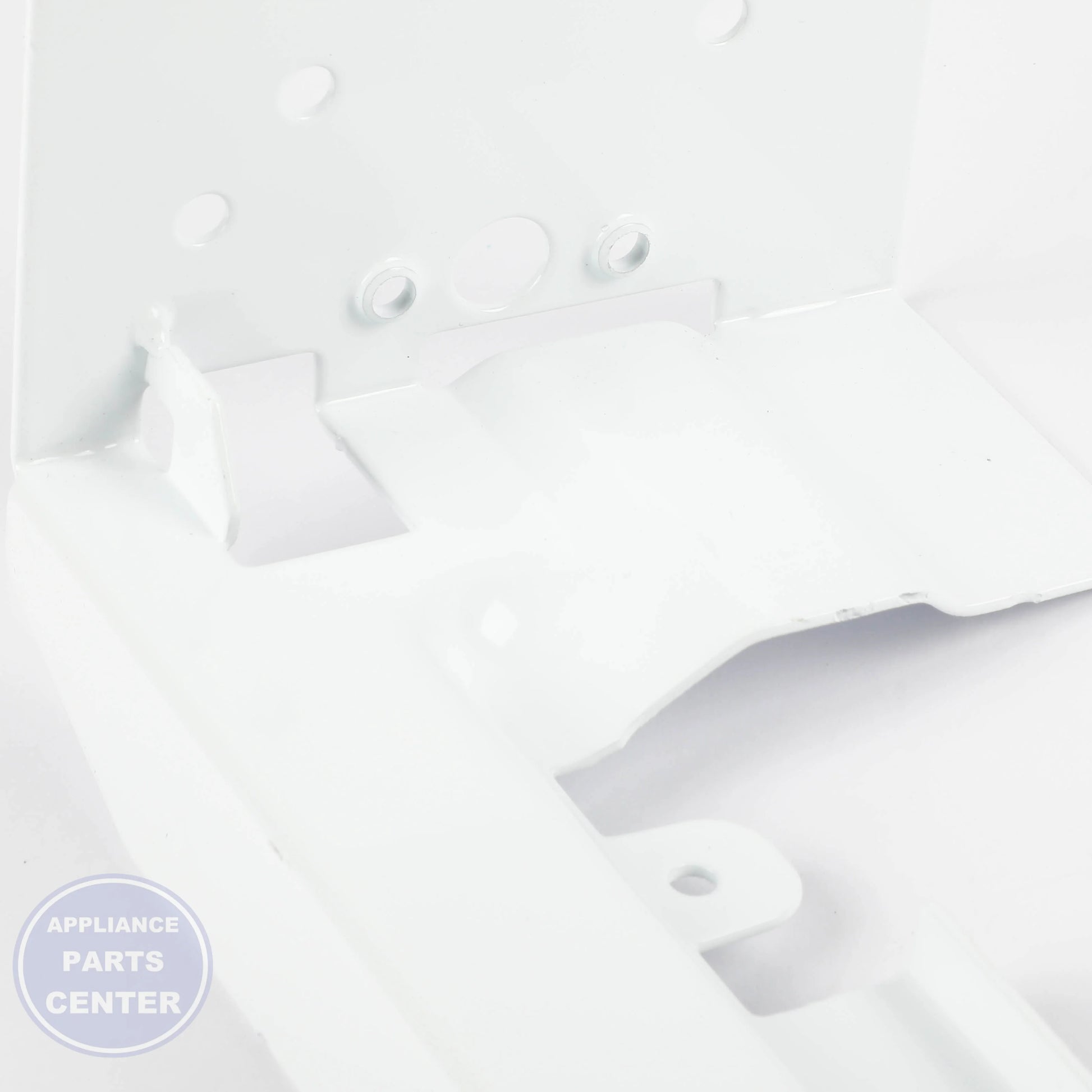 Connector Rail MCD62287501 - Detailed view of precise fitting