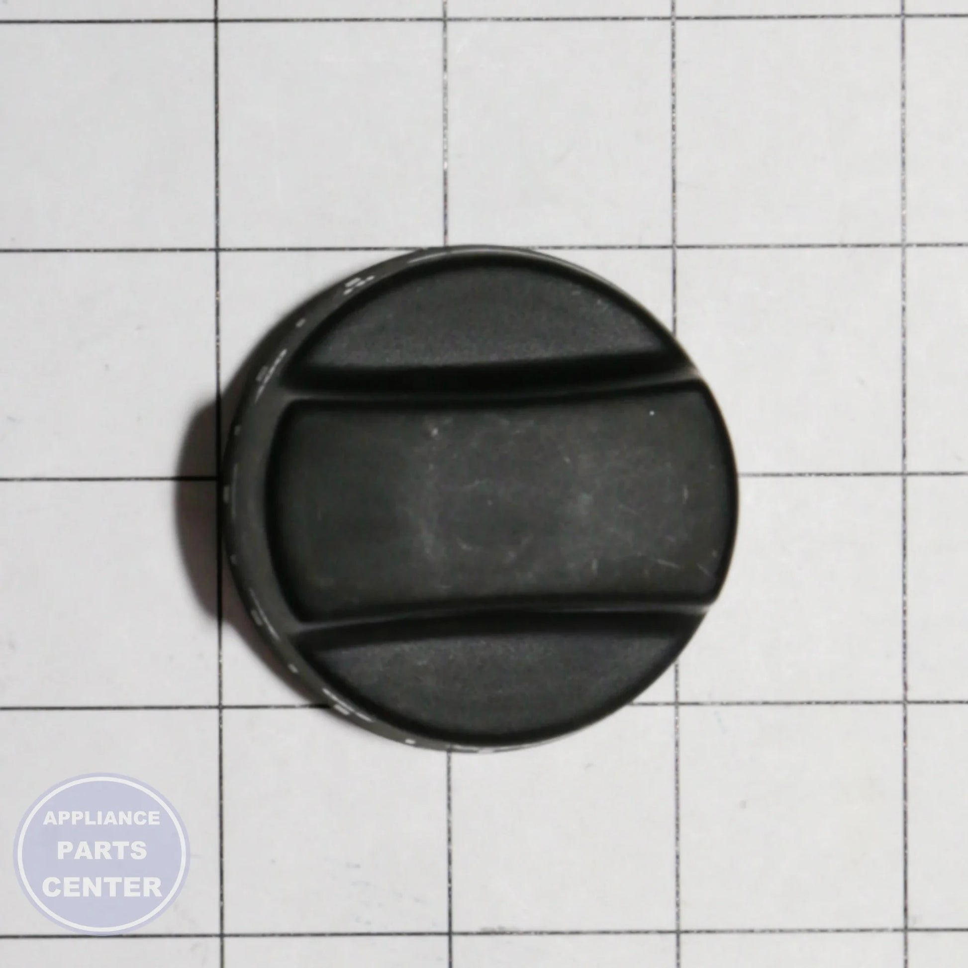 PB010103 GRIDDLE KNOB BLACK - Side view with precise measurements