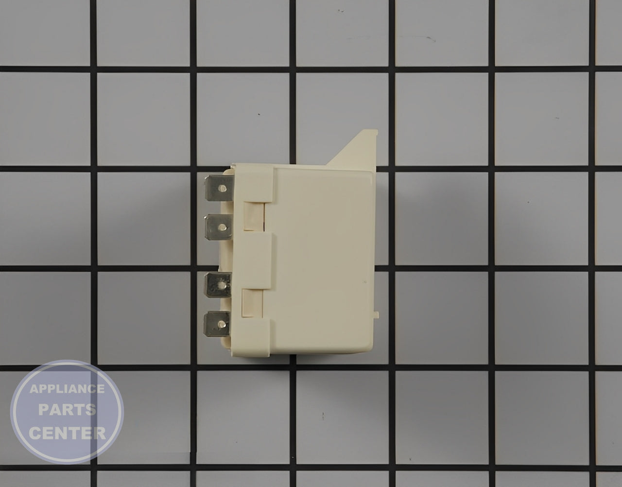 RELAY START 239-268 PICK UP 60-135 DROP - Side view with specific voltage range