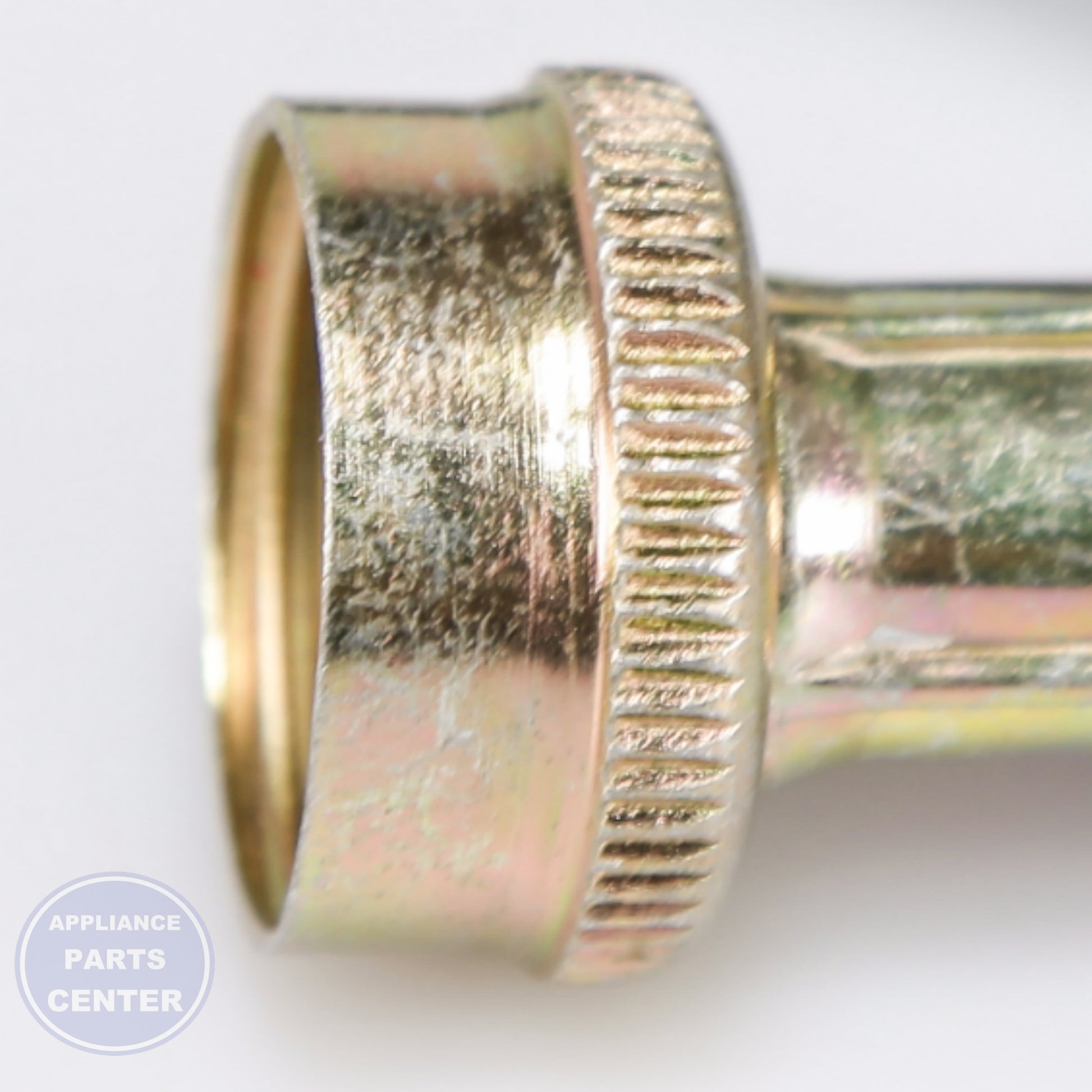 PRO HP204 HOSE - F/F 4' - Installation in PRO 254 model showing secure mounting points
