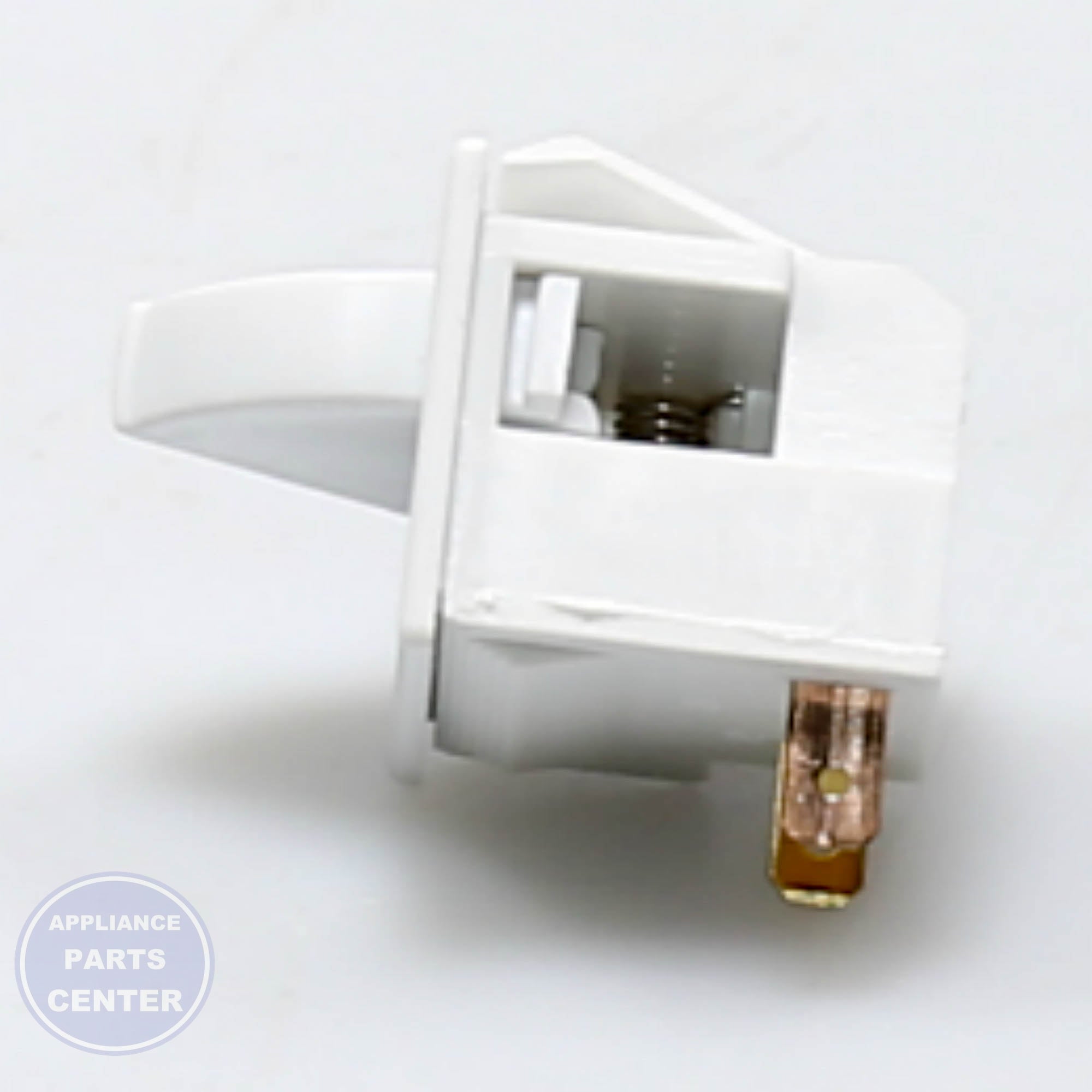 PRO LIGHT SWITCH SZ 7014646 - Installation in PRO model showing screw mounting points