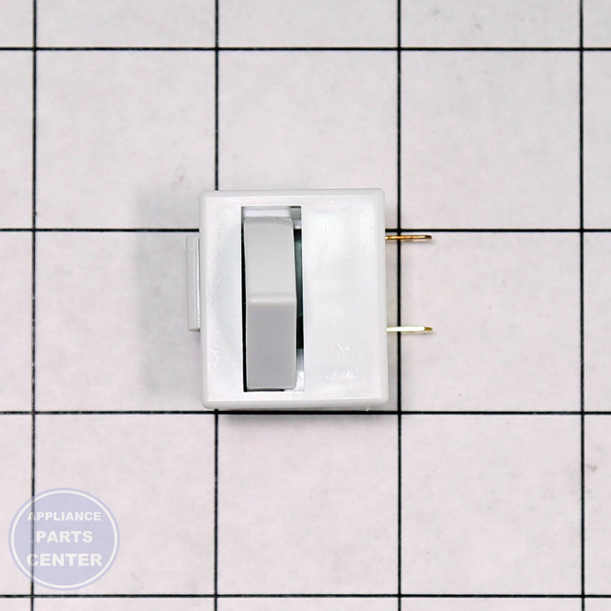 PRO LIGHT SWITCH SZ 7014646 - Installation in PRO model showing screw mounting points