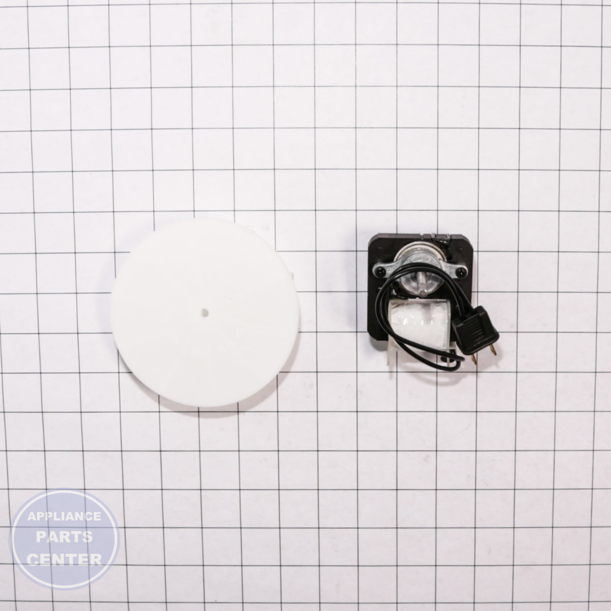 PRO VENT HOOD MOTOR TJ90SM550 - Installation in PRO model showing mounting points