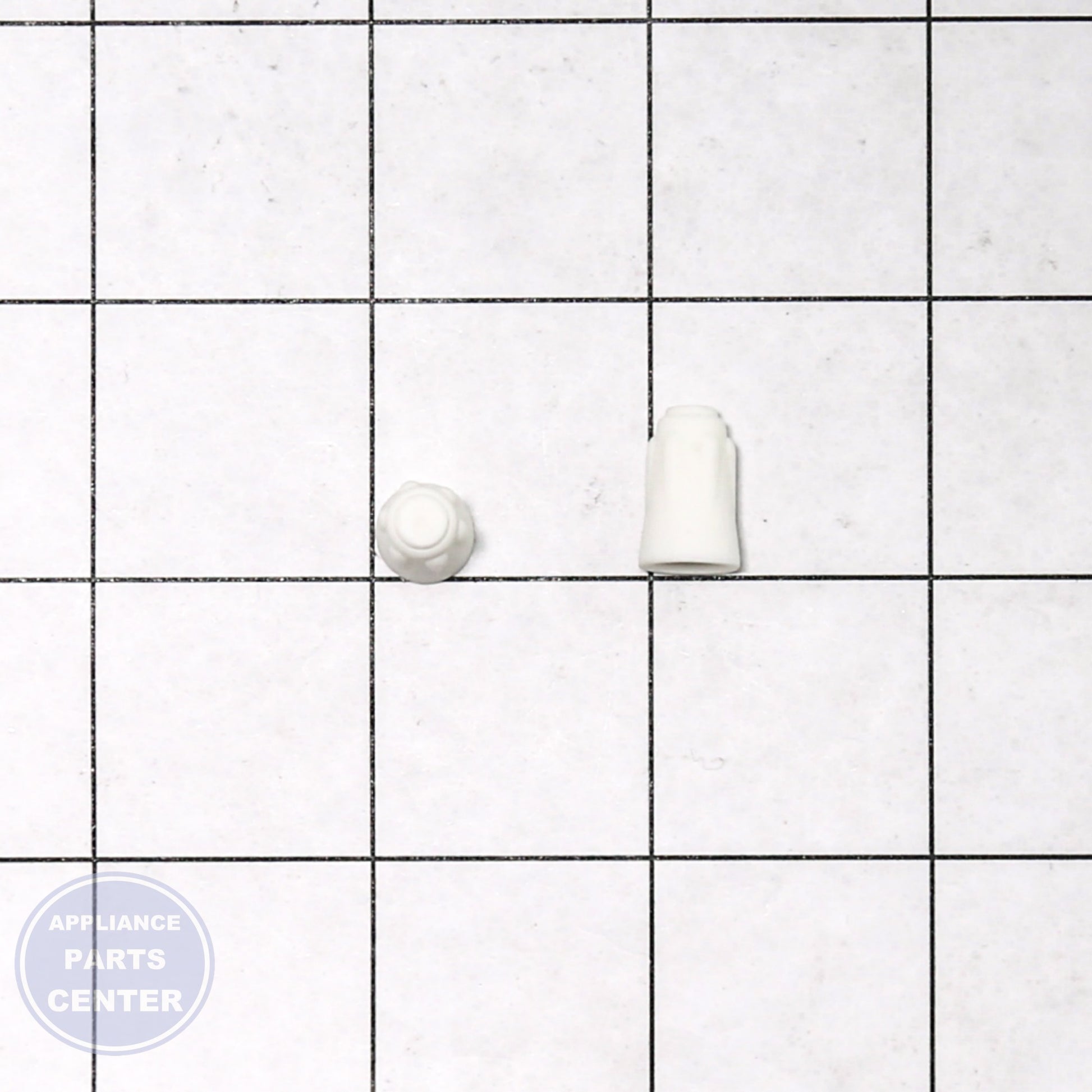 SMALL WIRE NUT (15/PKG.) TJMA01164-1 - Side view with 15-amp capacity
