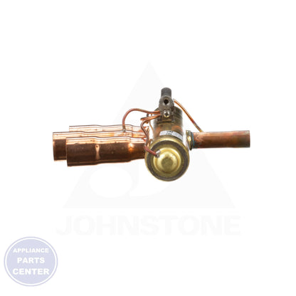 Solenoid Operated Reversing Valve V6-414080-170 - Detailed view of 4-way pilot valve design